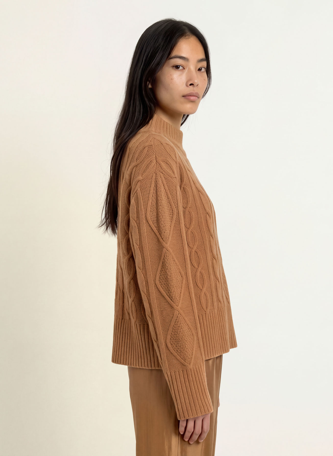 Stylein HANIA Sweater: CAMEL
