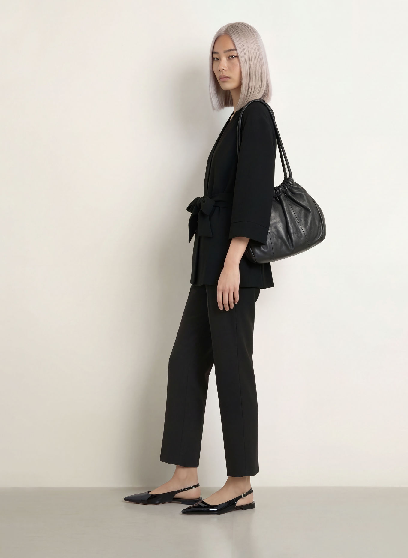 Stylein BERGA 7/8-length trousers: BLACK