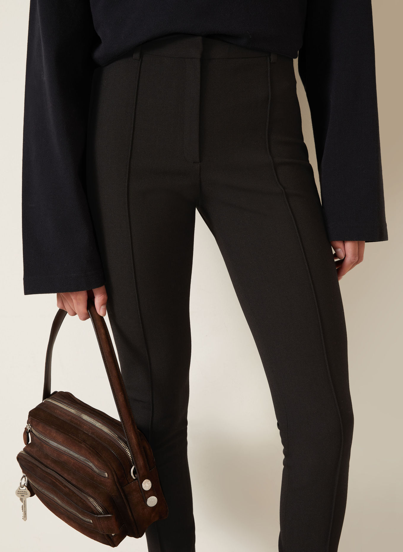 Acne Studios Legíny: ČERNÁ