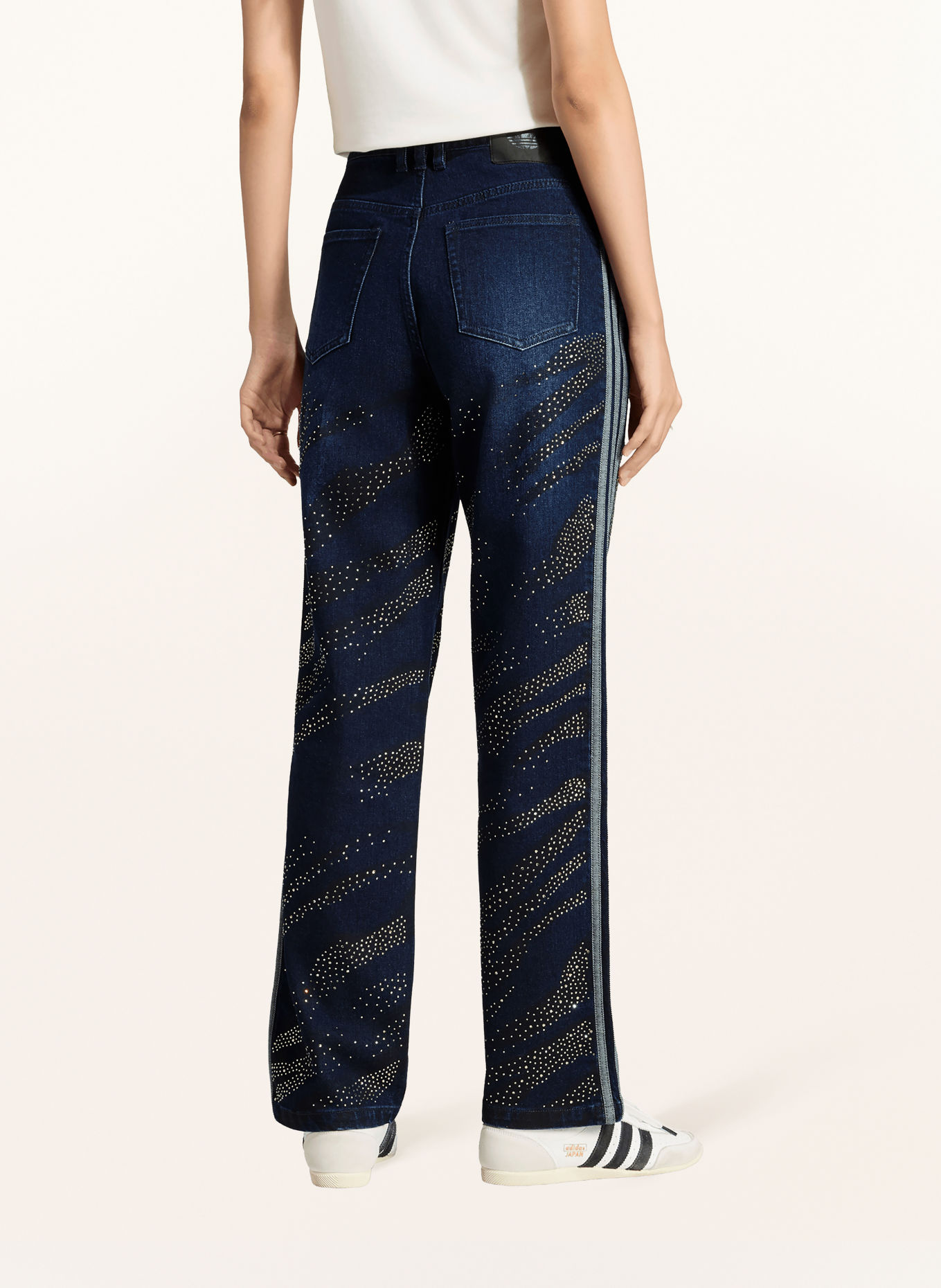 adidas Originals ADILENIUM SEASON 6 Straight jeans with Rhinestones: BLACK/BLUE