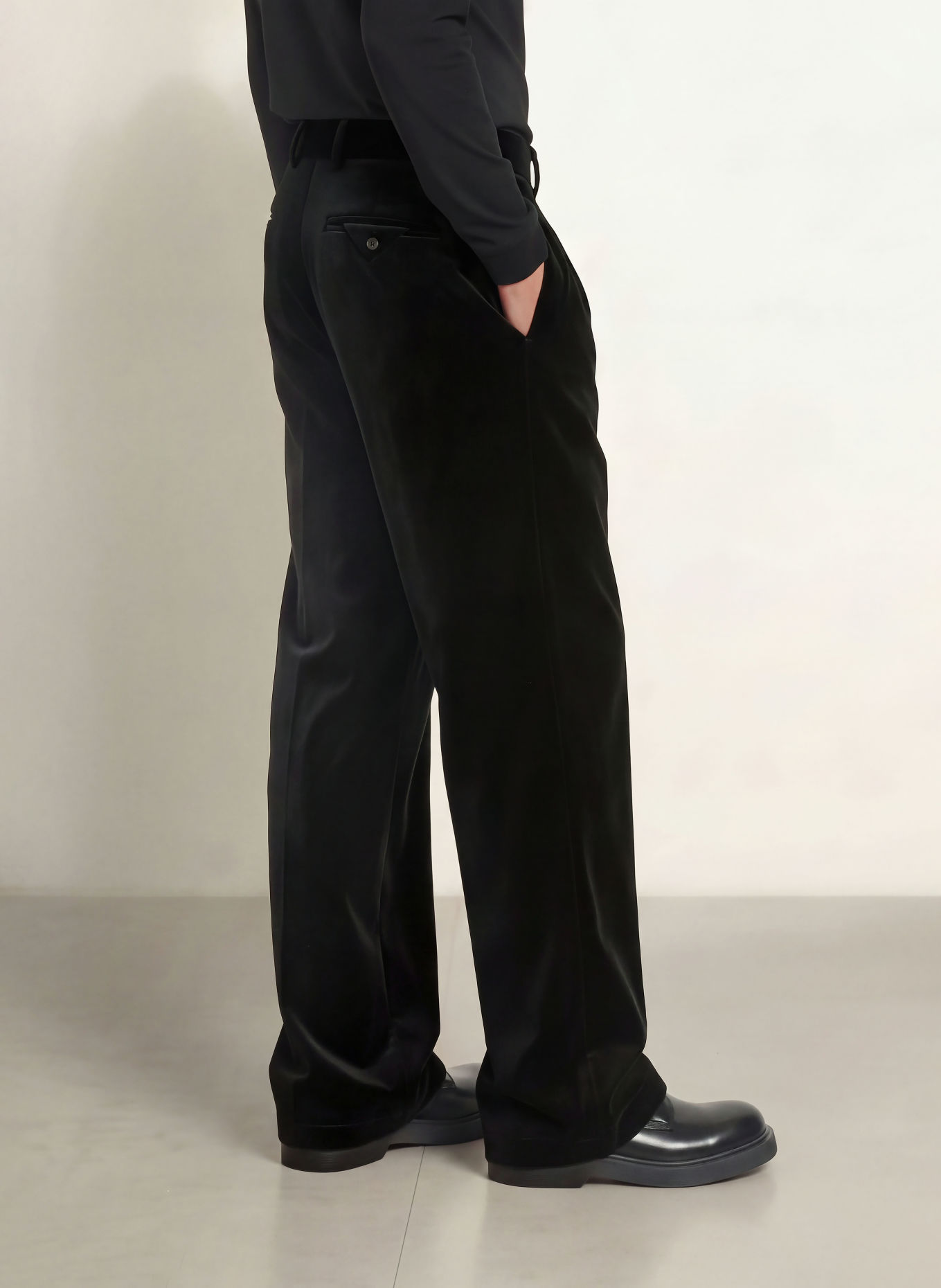 HUGO Anzughose FLIPS Modern Fit aus Samt: 001 BLACK