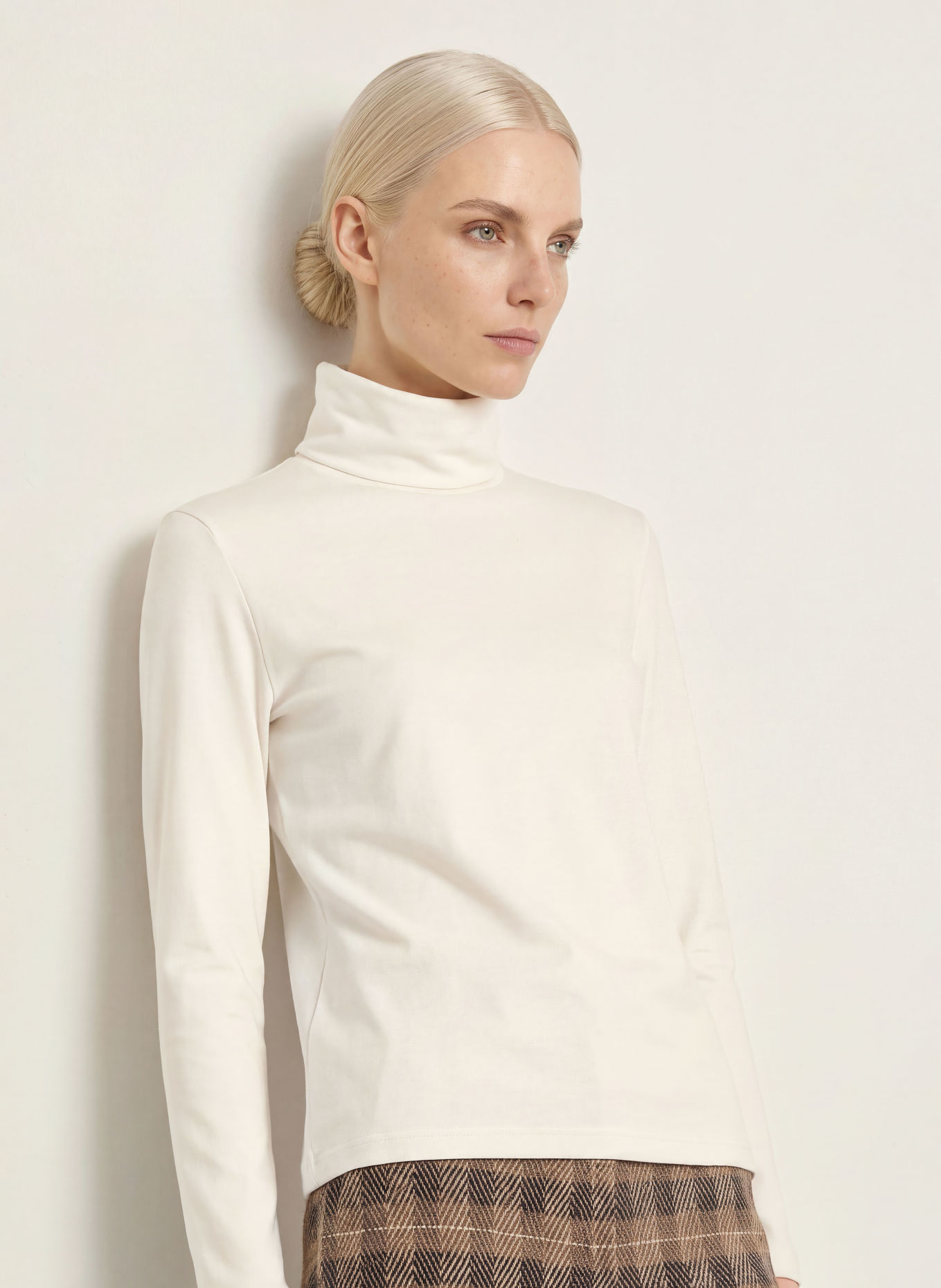 efixelle Rollkragenshirt: WEISS