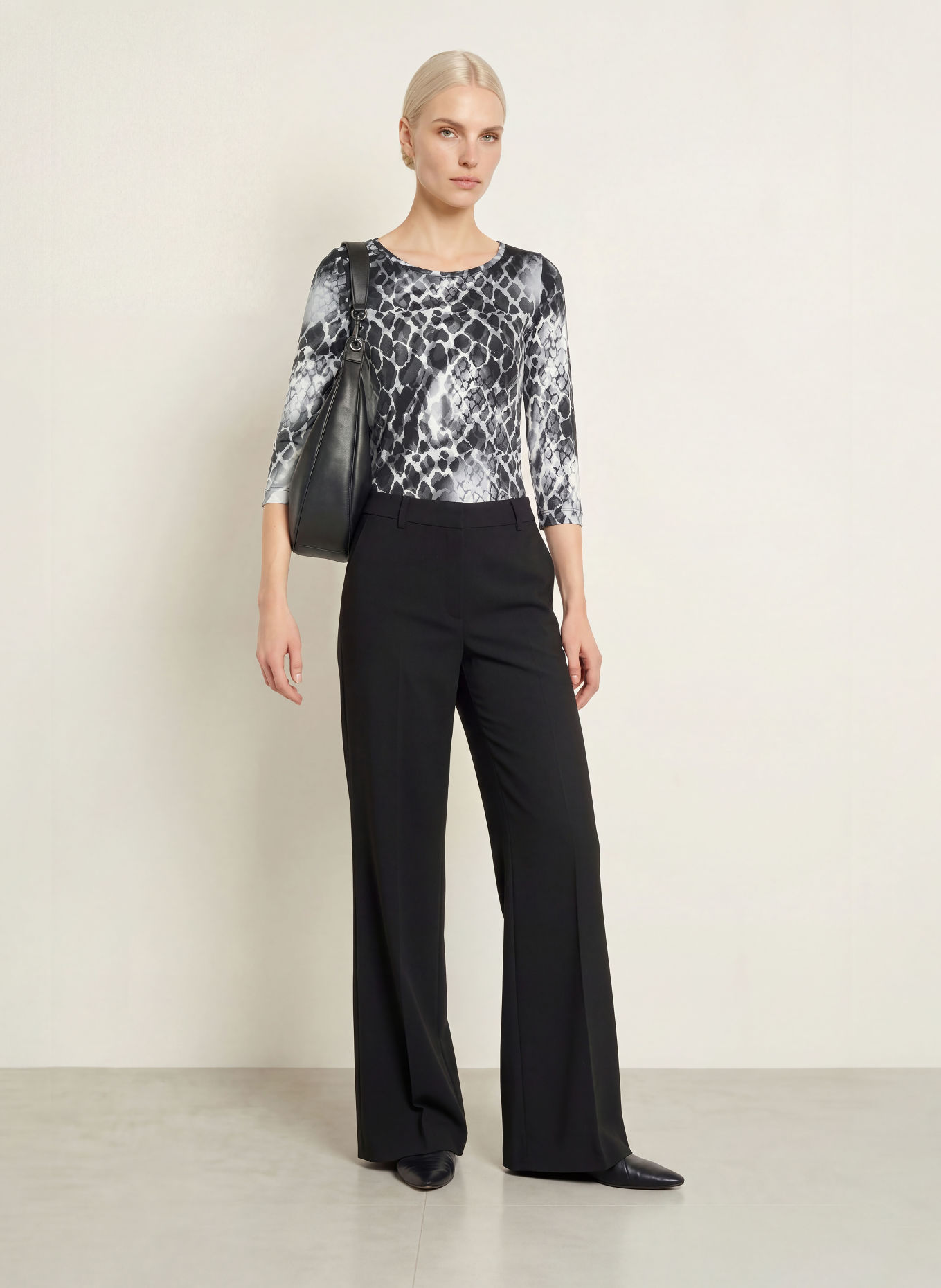 efixelle Shirt with 3/4 sleeves: BLACK / DARK GRAY / WHITE