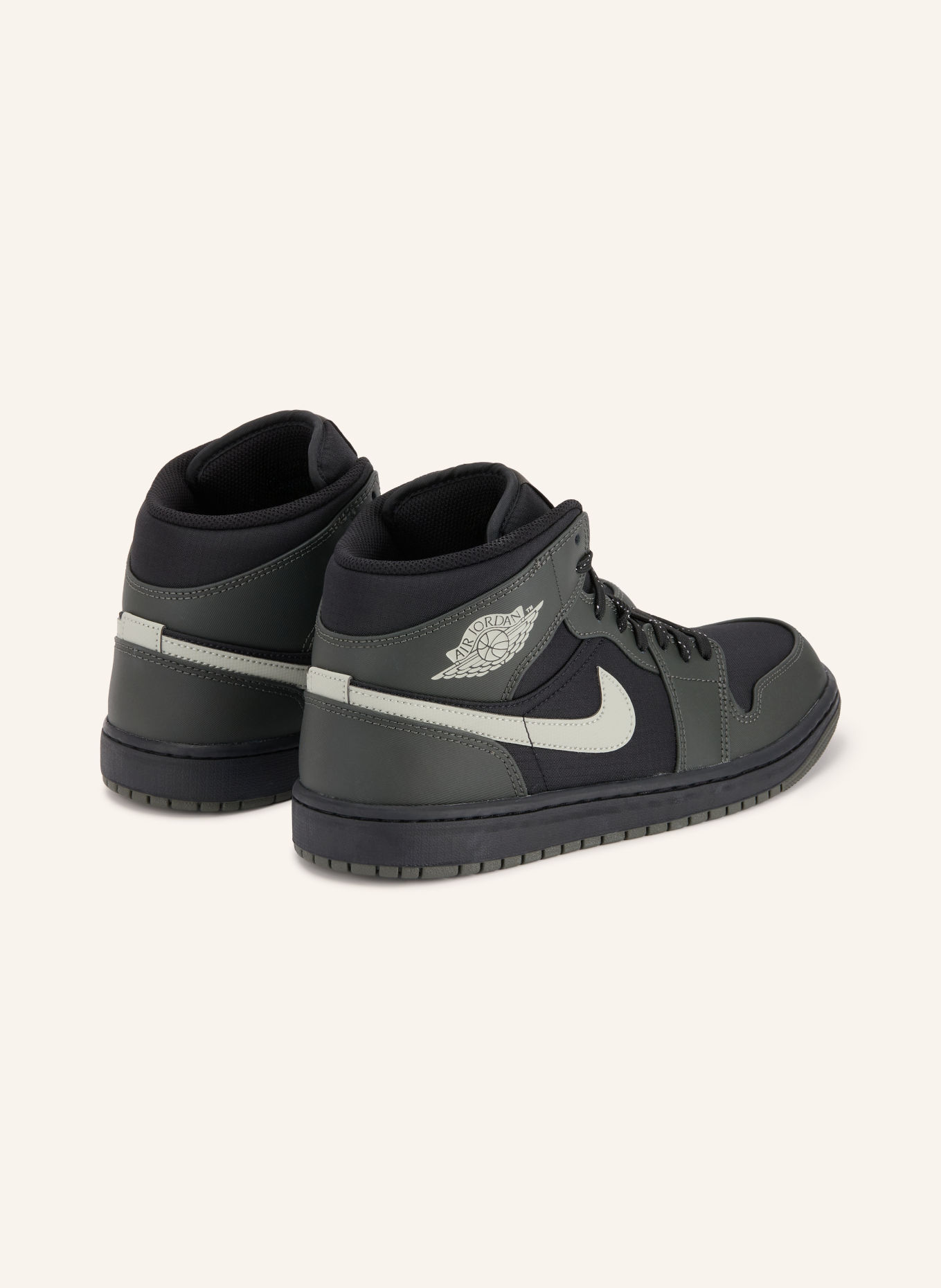 JORDAN Hightop-sneakers AIR JORDAN 1 MID UTILITY: SORT / LYSEGRÅ / MØRKEGRÅ