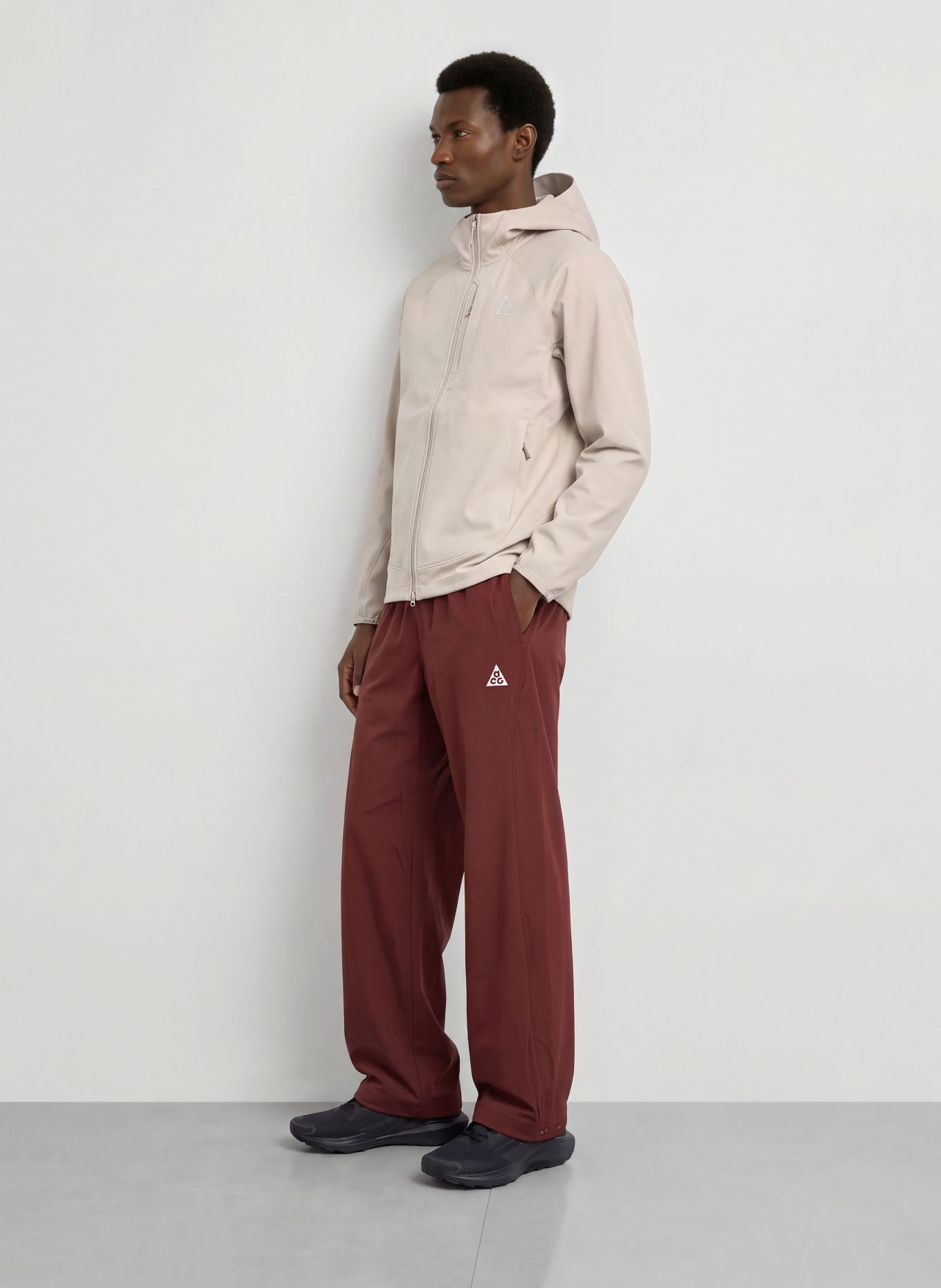 Nike Funkční bunda ACG CLOUD TREKKER: BÉŽOVÁ / BÍLÁ