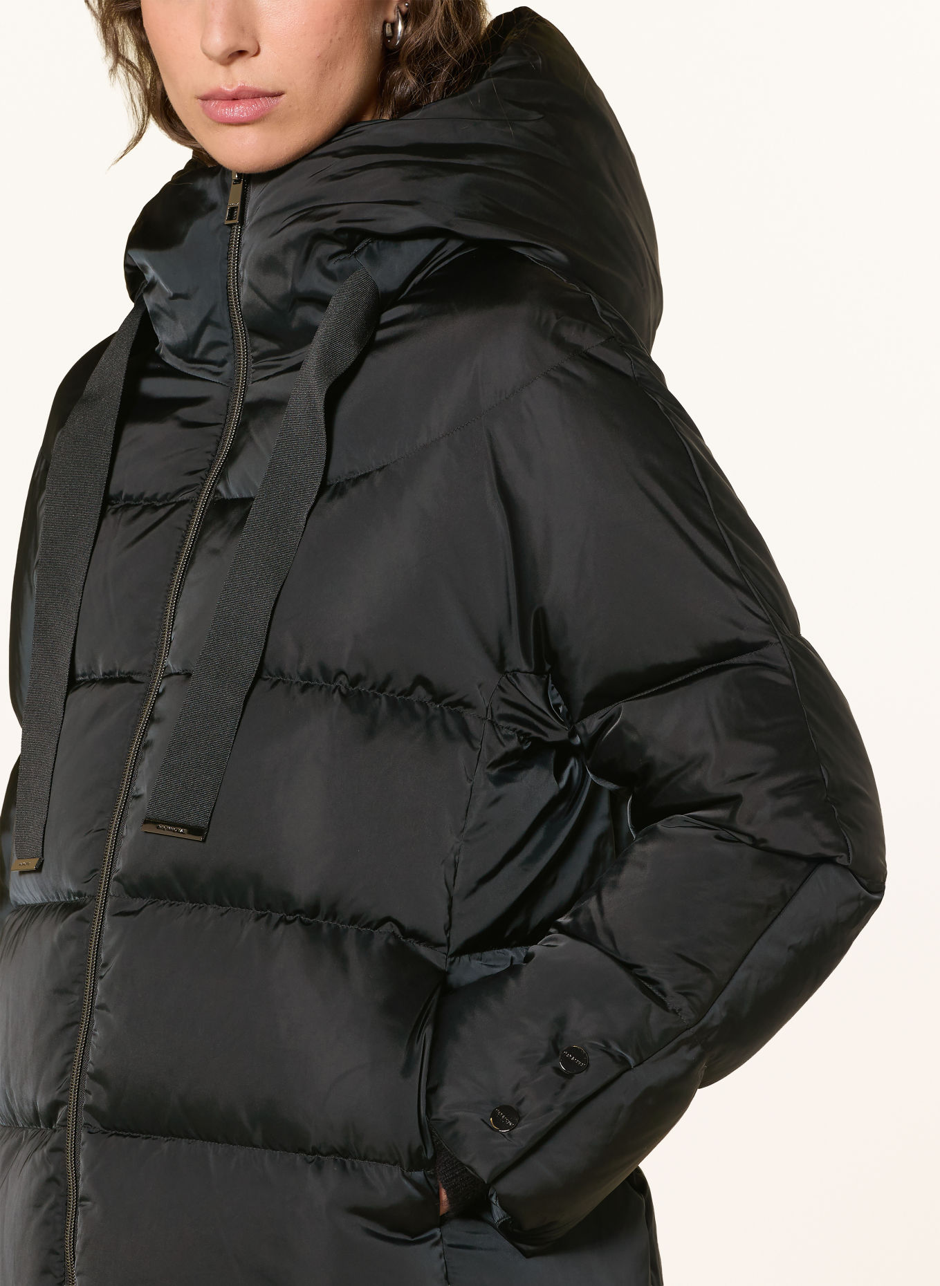 Rich & Royal Donsmantel: ZWART
