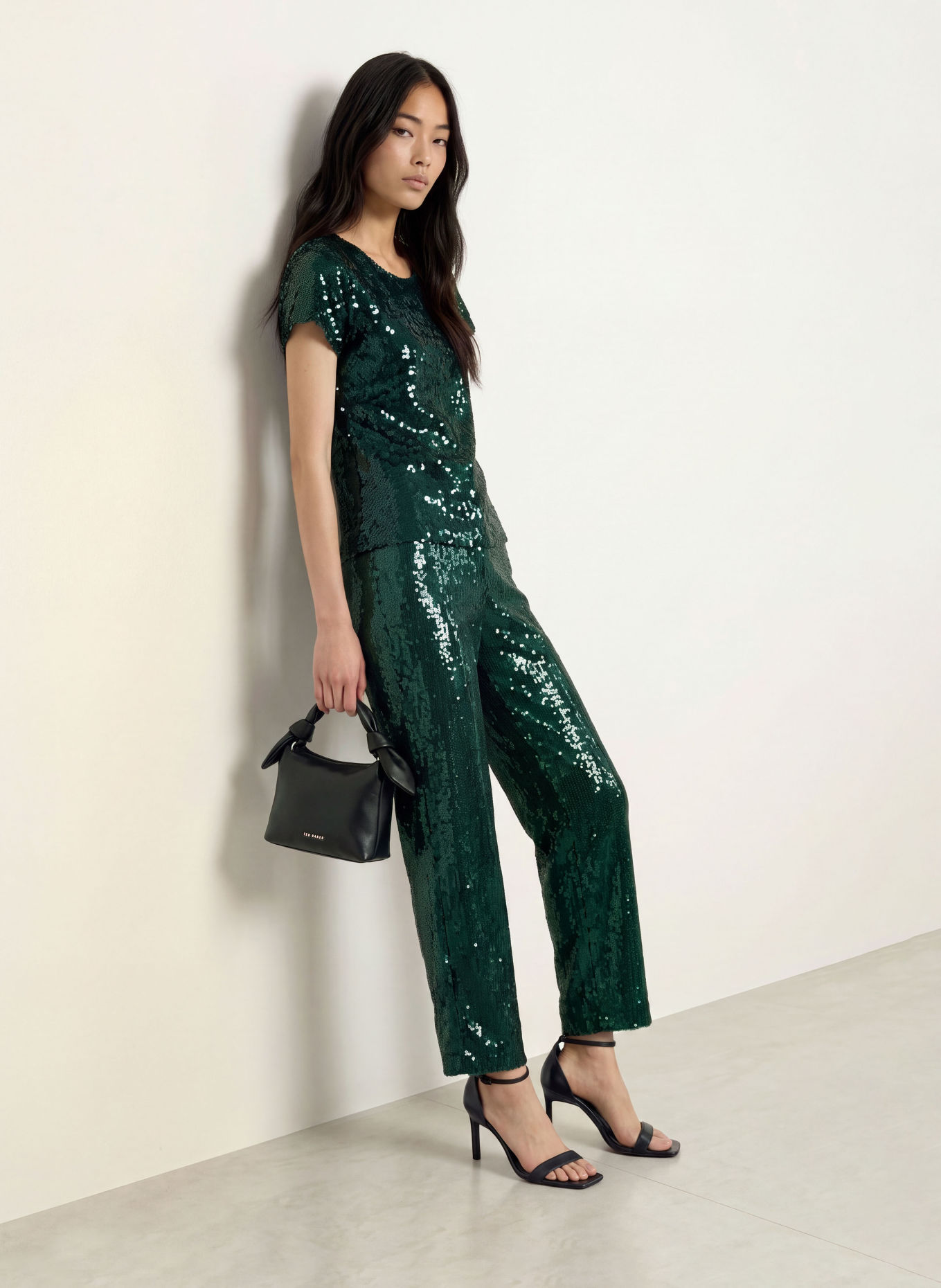 miss goodlife GLAMOUR GLOW T-shirt with sequins: DARK GREEN