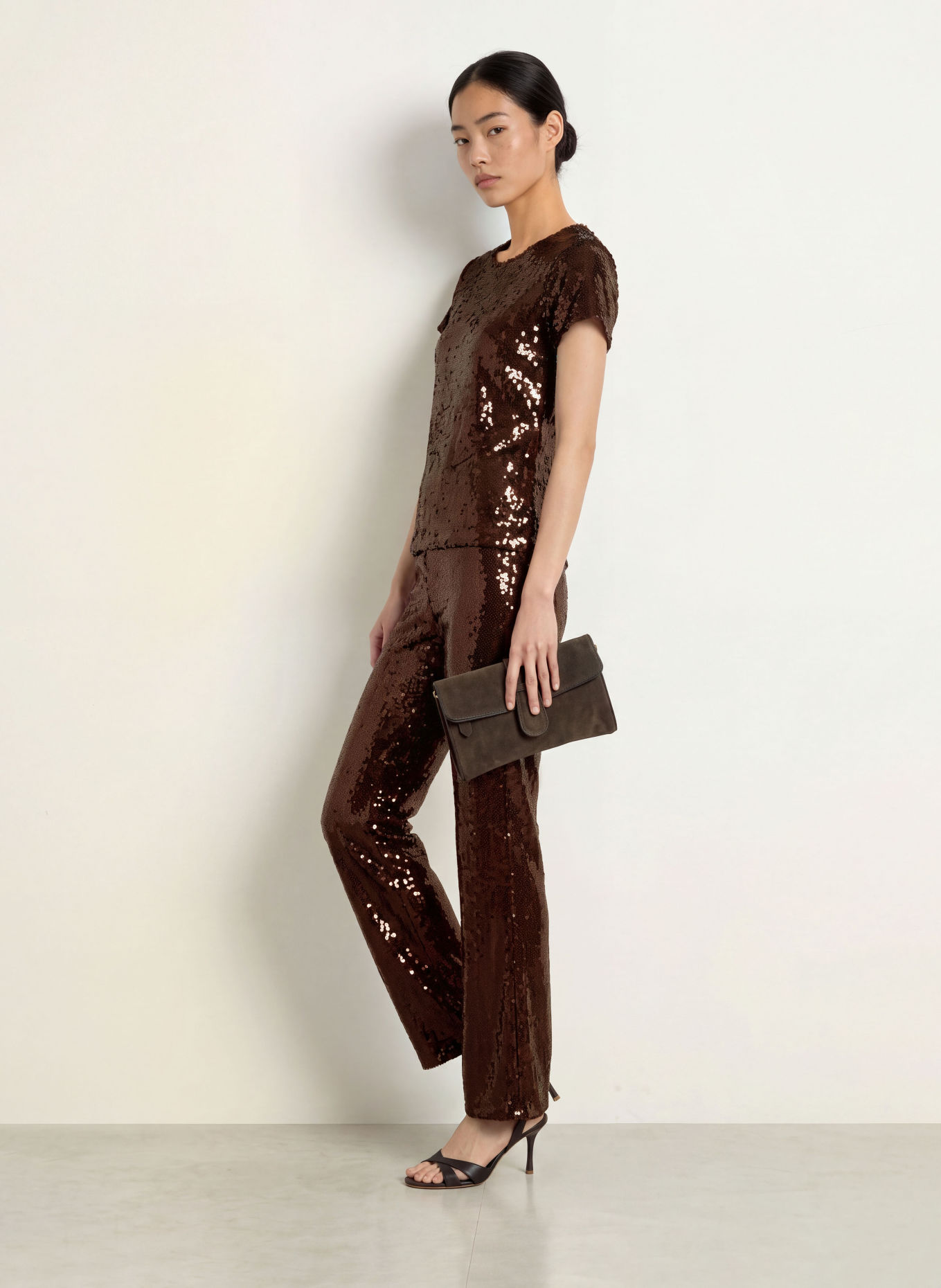 miss goodlife GLAMOUR GLOW T-shirt with sequins: DARK BROWN