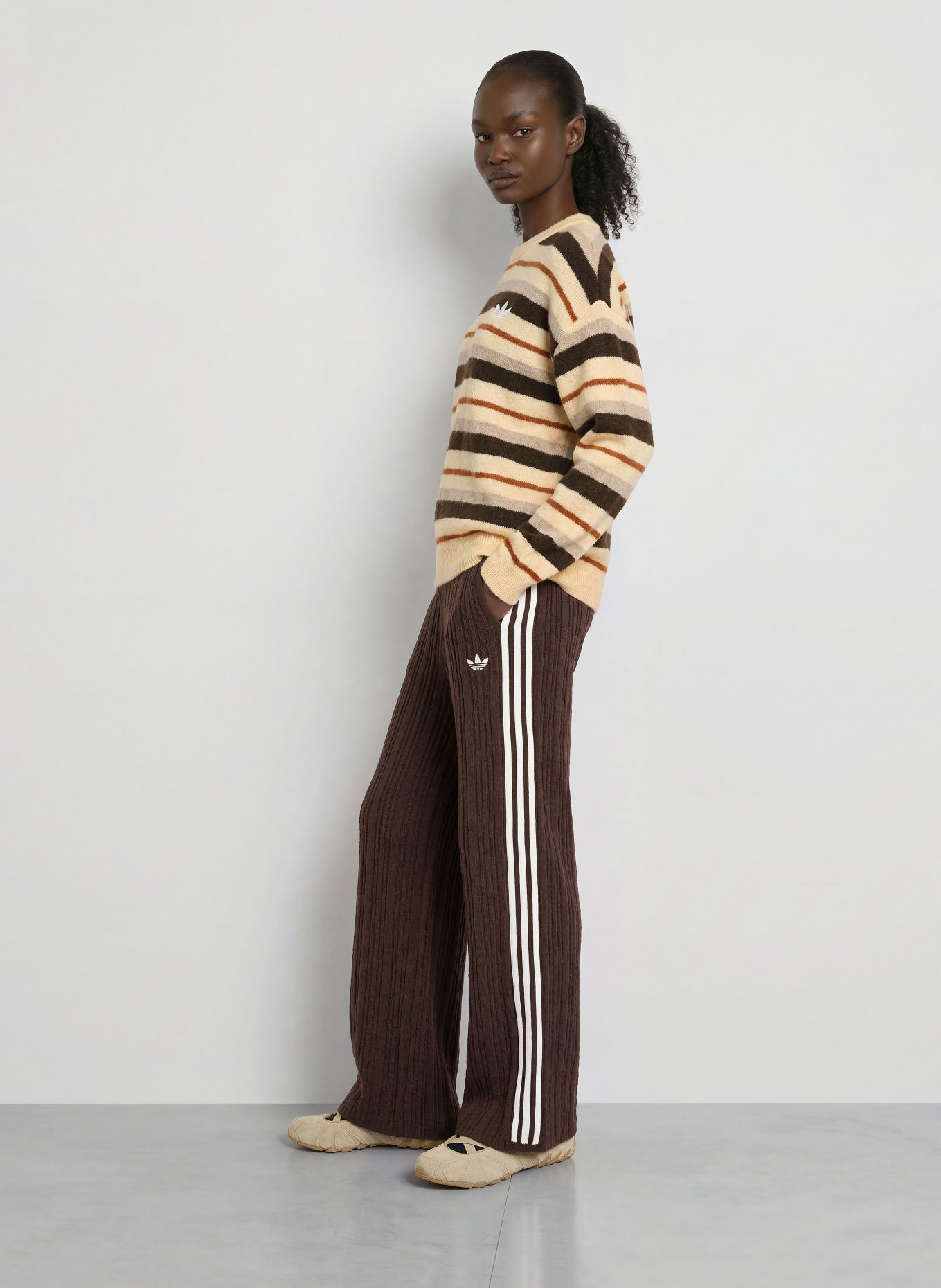 adidas Originals KNIT ESSENTIALS Sweaters: LIGHT BROWN / DARK BROWN / BROWN