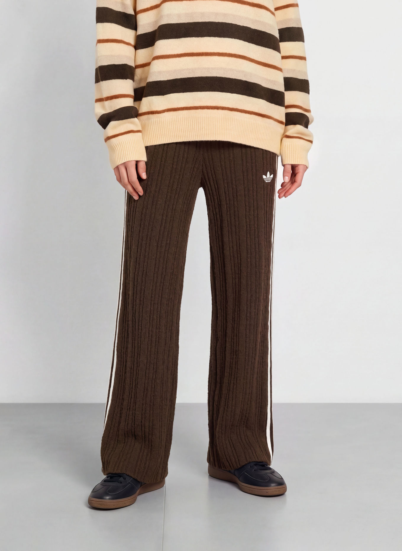 adidas Originals Knit Pants: DARK BROWN / WHITE