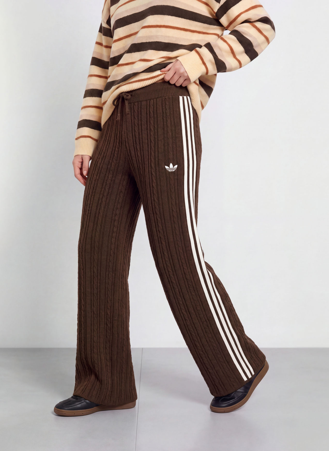 adidas Originals Knit Pants: DARK BROWN / WHITE