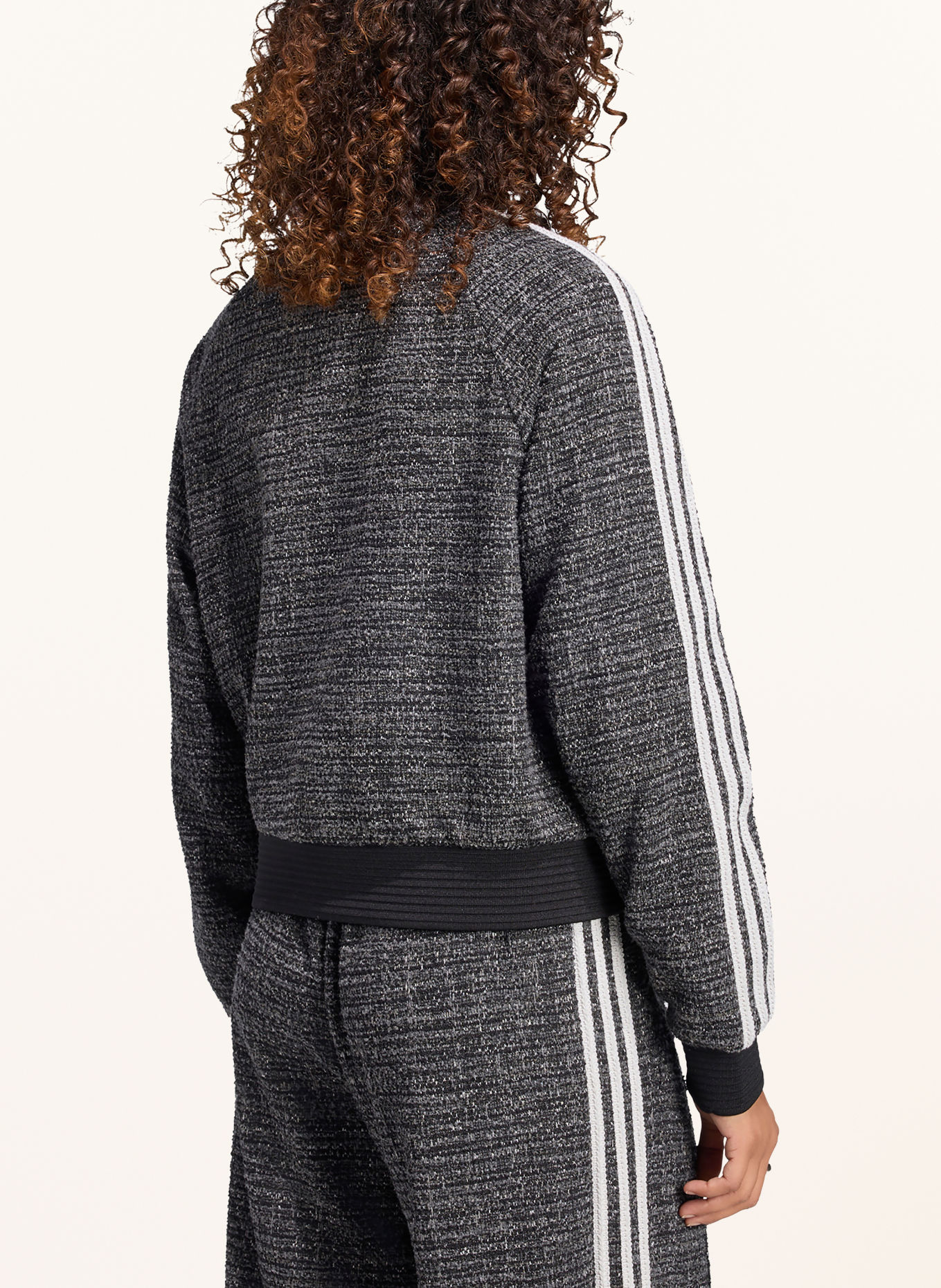 adidas Originals Bouclé bluzon BOUCLÉ VINTAGE: ČERNÁ / ŠEDÁ / BÍLÁ