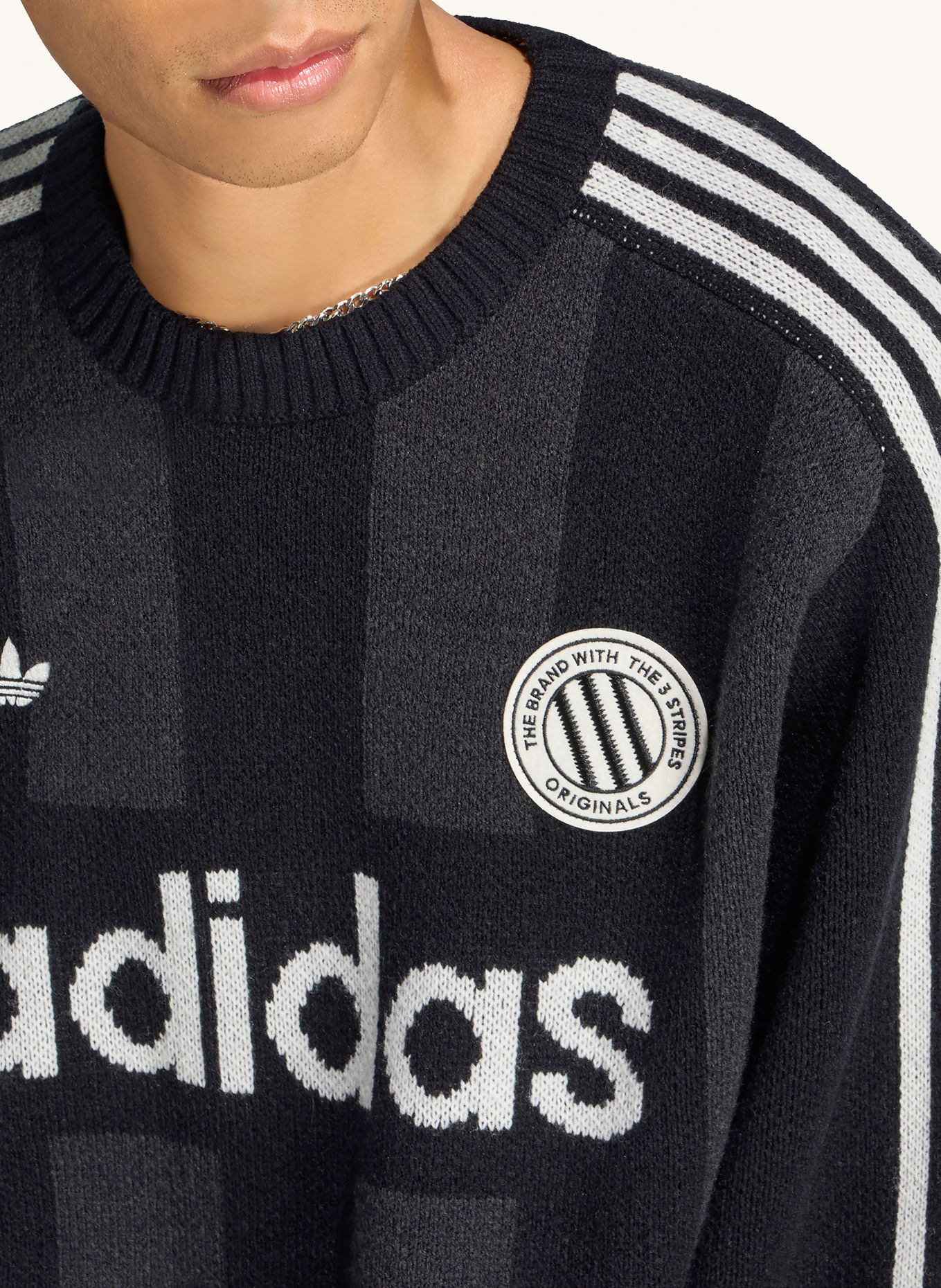 adidas Originals GFX Sweater: BLACK / DARK GRAY / WHITE