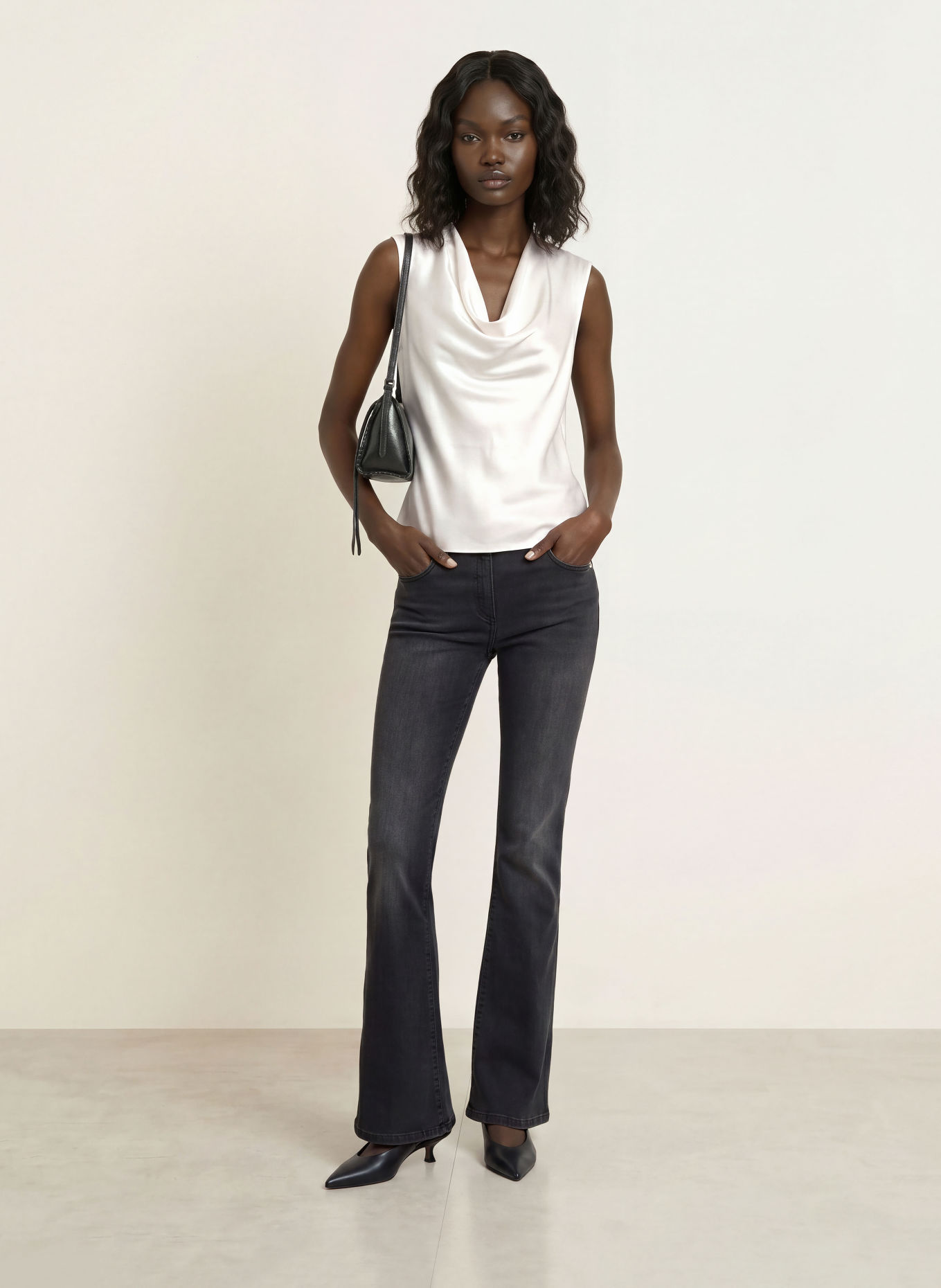PATRIZIA PEPE Satinbluse i silke: HVID