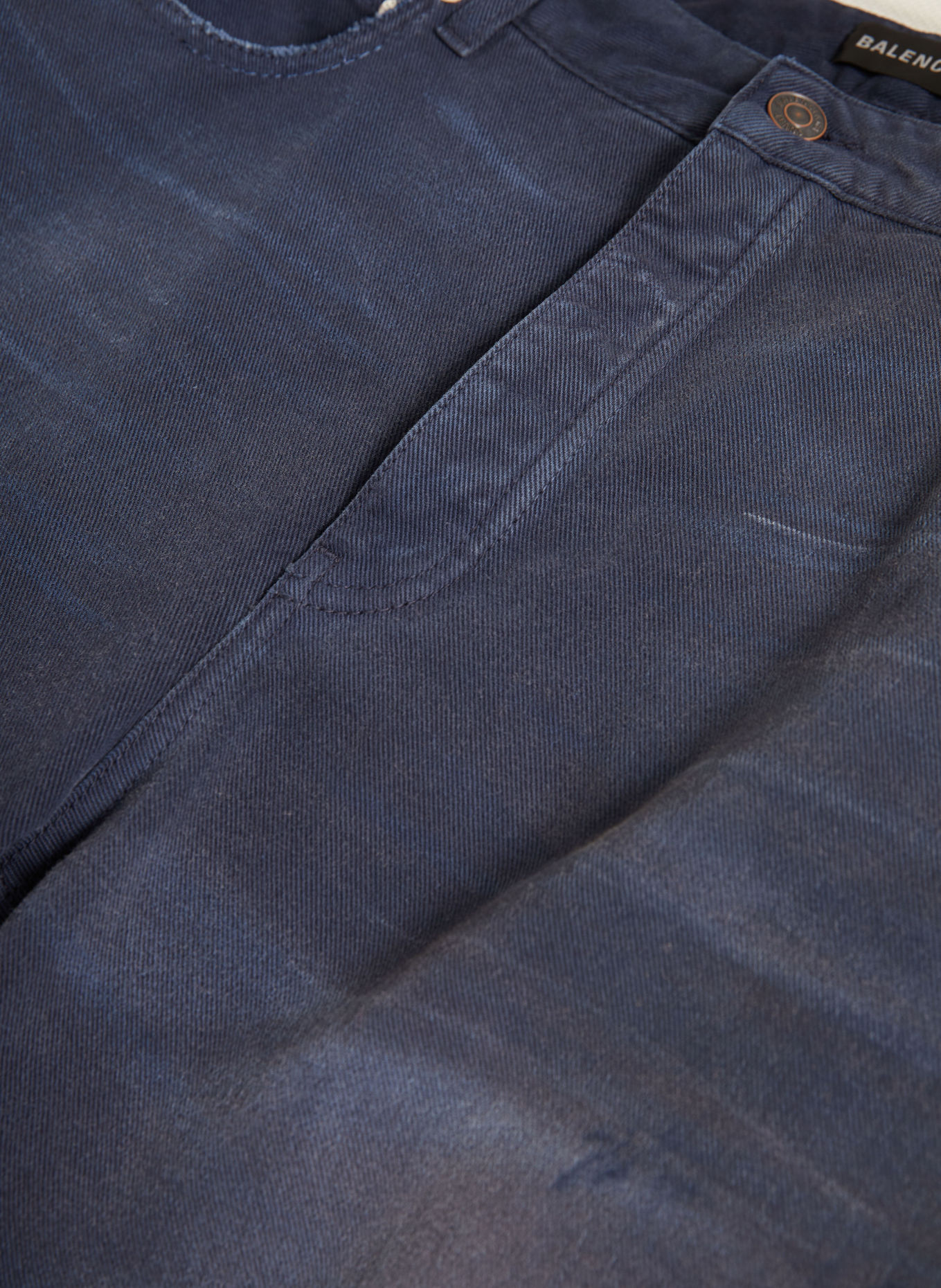 BALENCIAGA Jeans Regular Fit: 8074 NAVY/DIRTY DARK BLUE