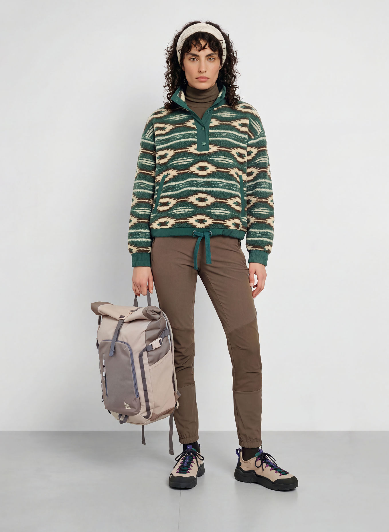 me°ru' MAICAO Fleece Half-zip Sweater: DARK GREEN / DARK BROWN / WHITE