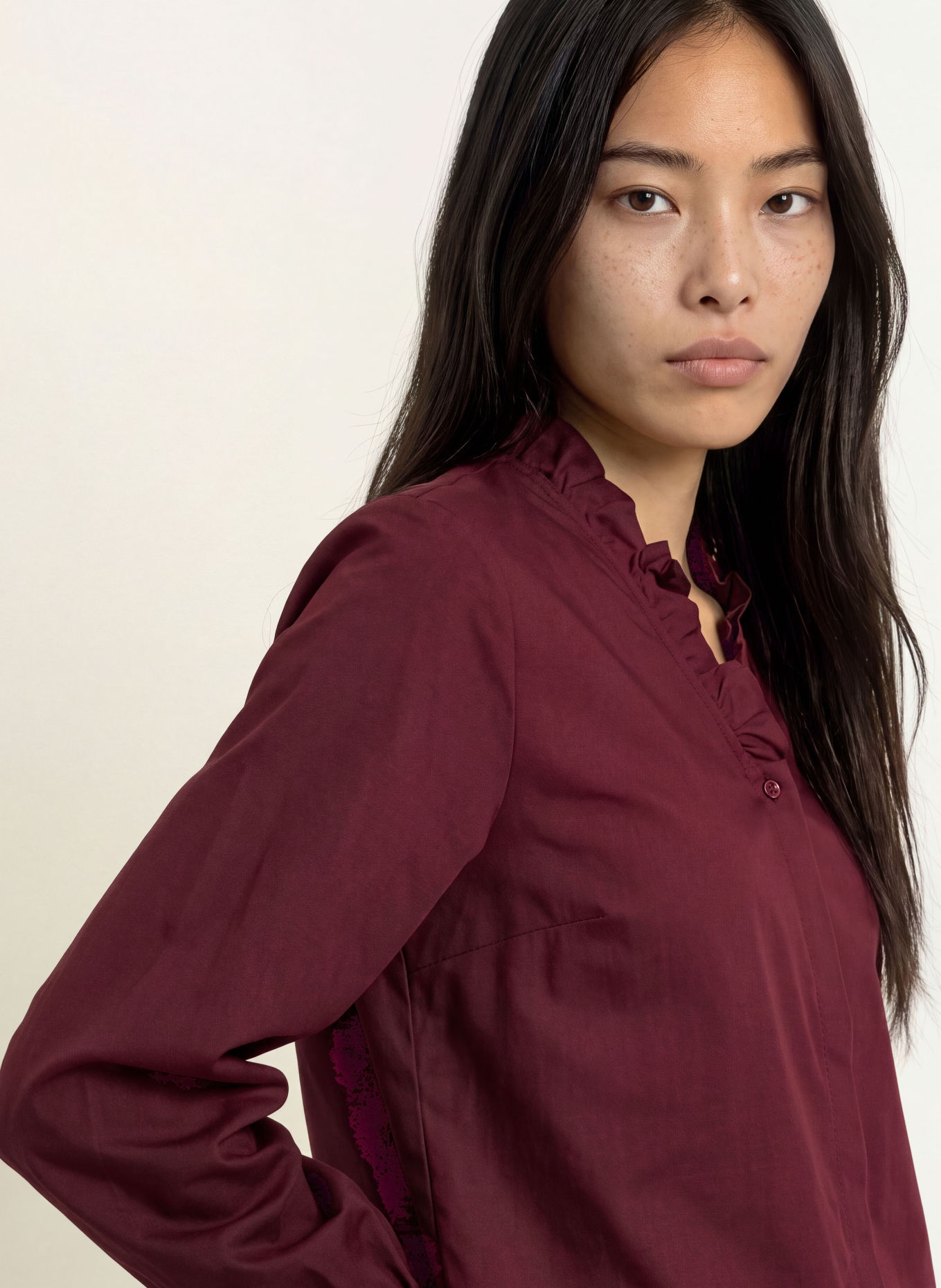 MORE & MORE Blouse with Ruffles: DARK RED