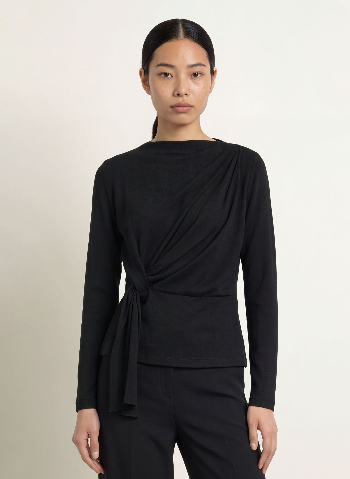 MORE & MORE Sweater: BLACK
