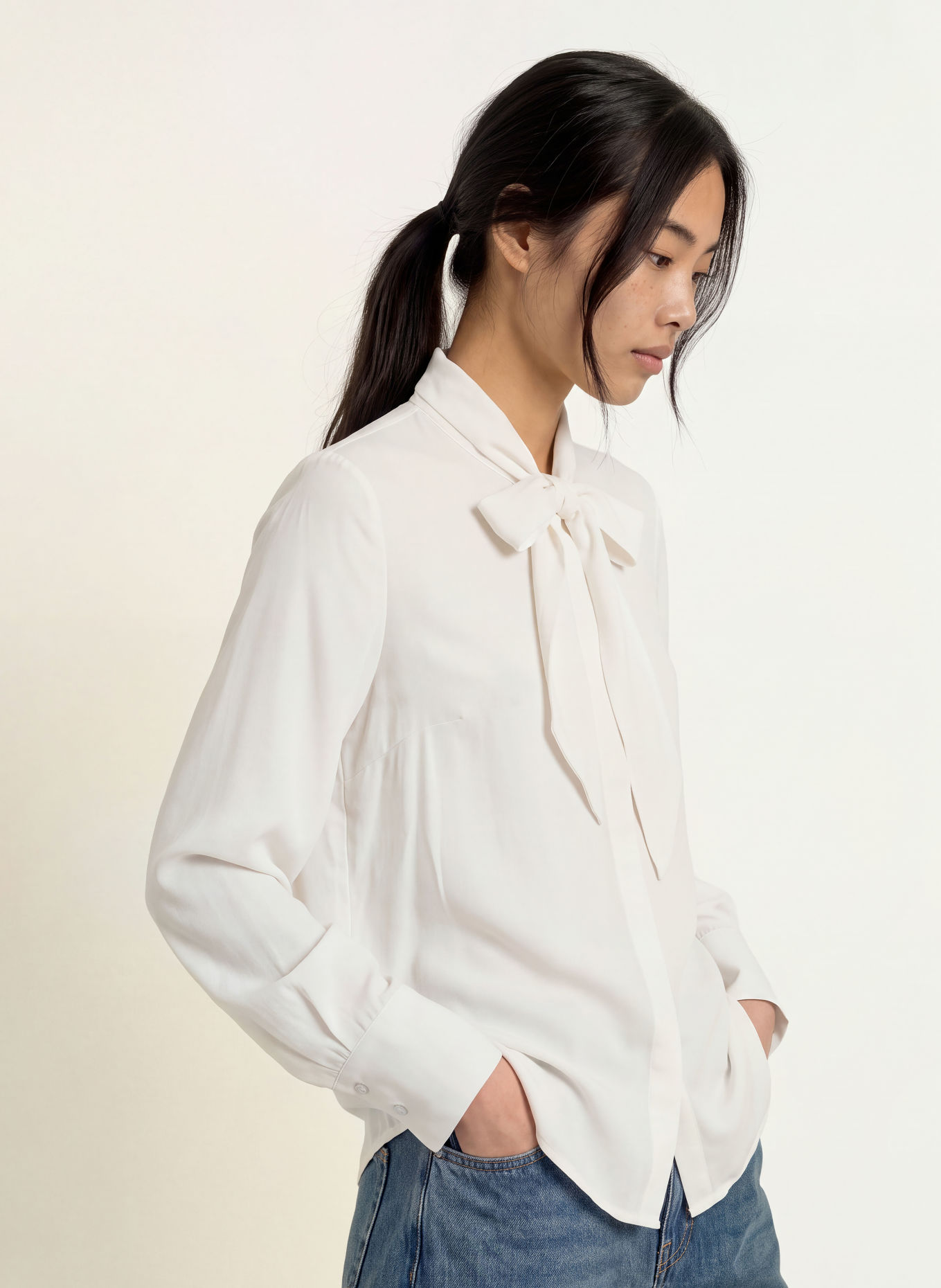 MORE & MORE Tie-neck blouse: CREAM