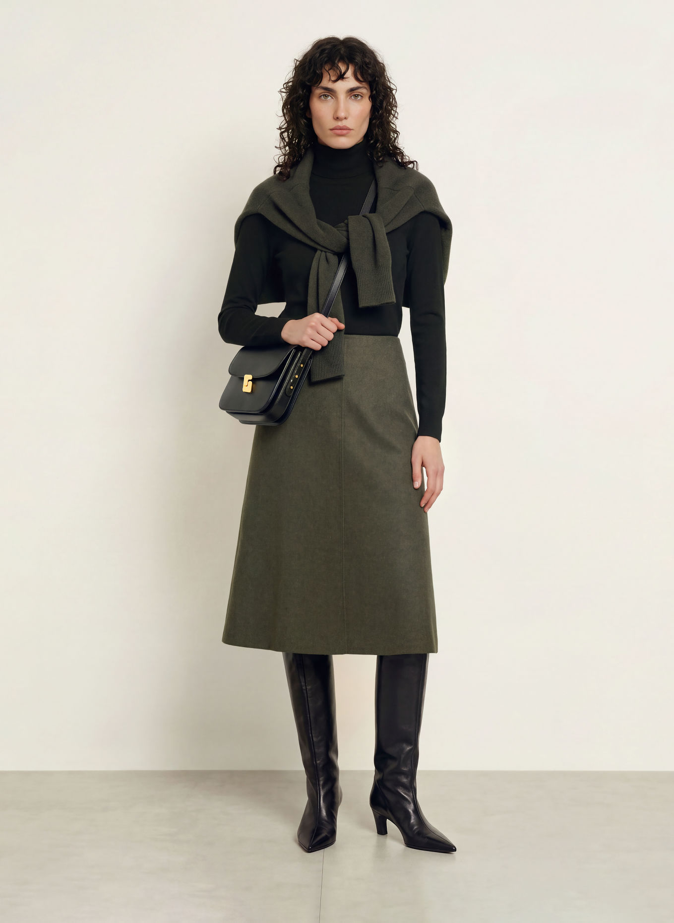 VINCE Rock: KHAKI