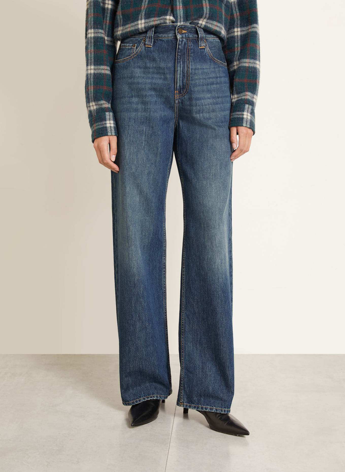 DARKPARK LEXIE Straight jeans: W083 FAIRFAX BLUE