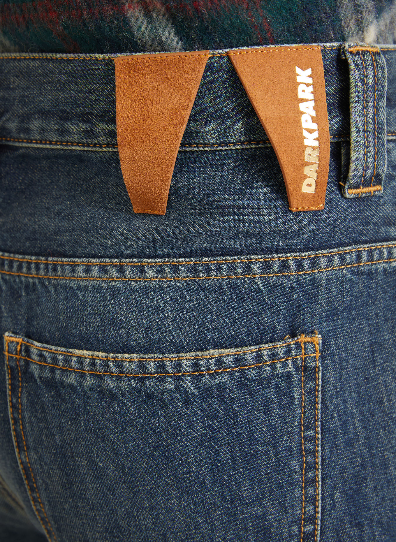DARKPARK LEXIE Straight jeans: W083 FAIRFAX BLUE