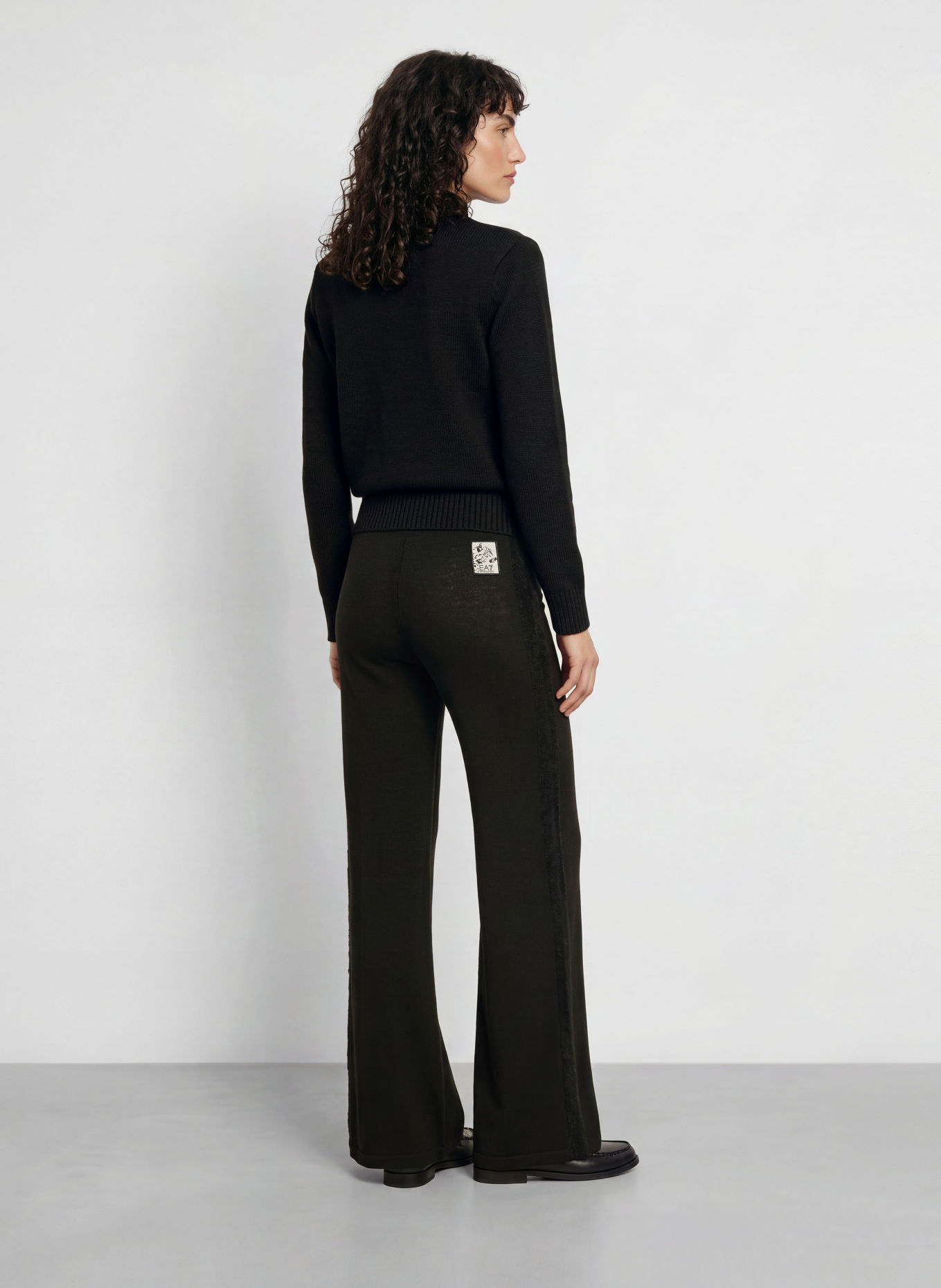 EA7 EMPORIO ARMANI Sweater: BLACK / WHITE