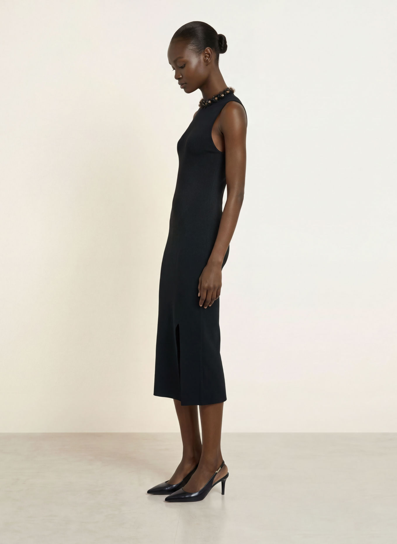 TED BAKER Etuikleid SIVRA mit Pailletten: SCHWARZ