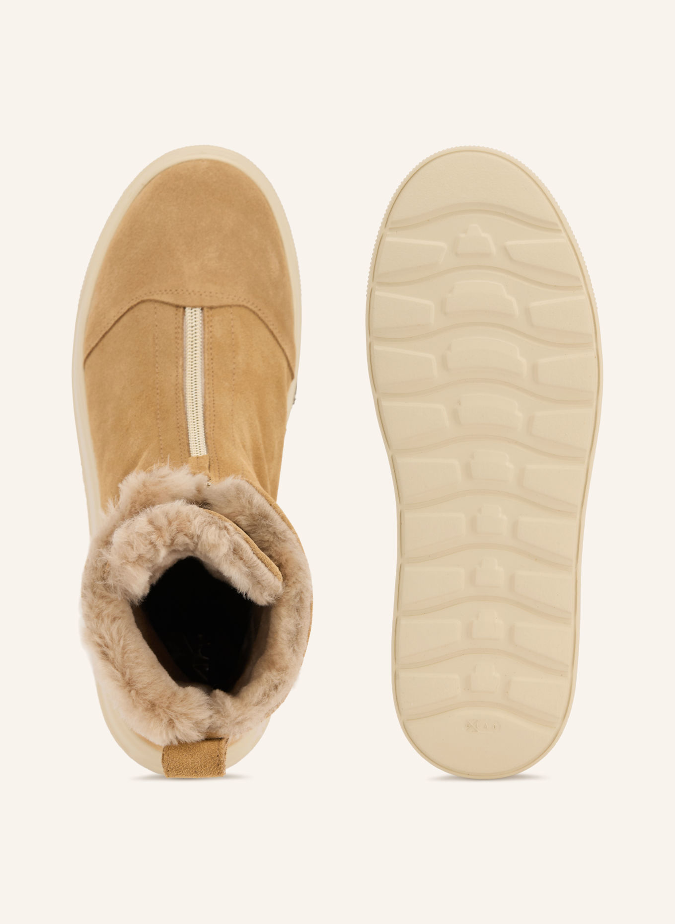 darling harbour Boots: BEIGE
