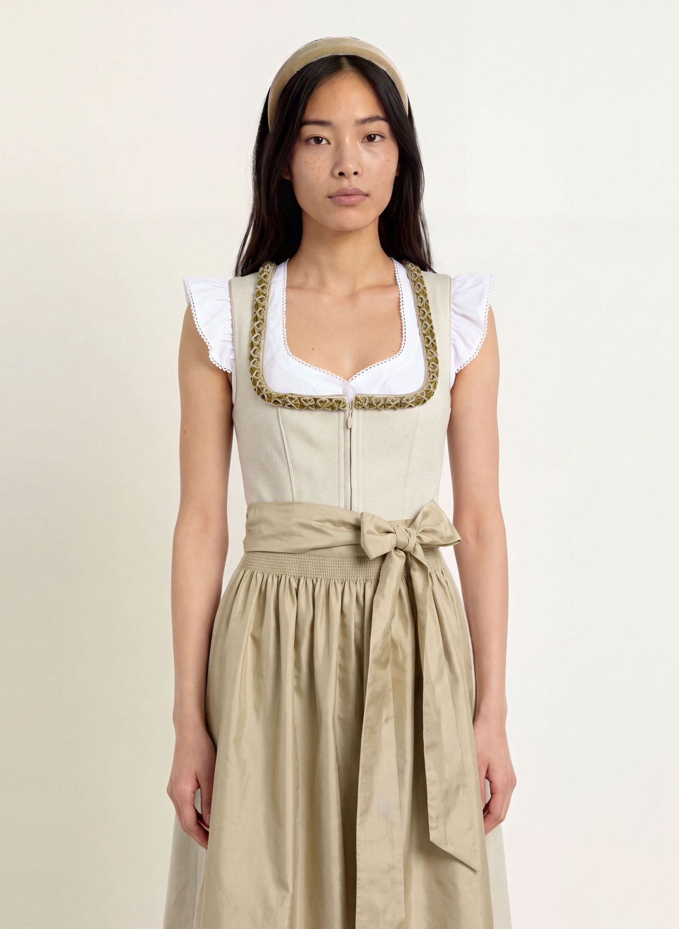 KRÜGER Dirndl MARIBEL: BEIGE / HELLGRÜN