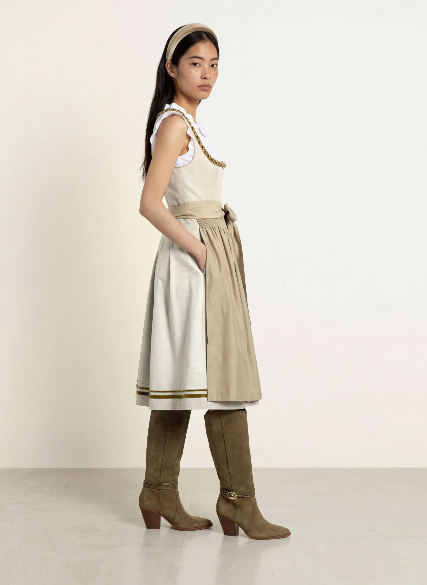 KRÜGER Dirndl MARIBEL: BEIGE / HELLGRÜN