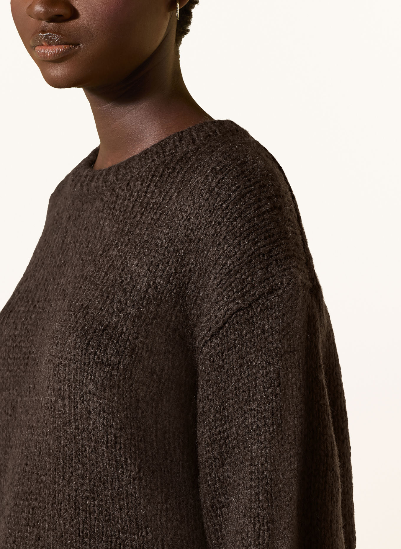 Oui Sweater: DARK BROWN