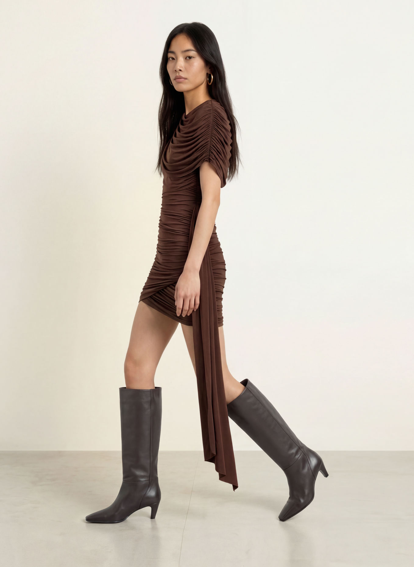 LIPSY Dress: DARK BROWN