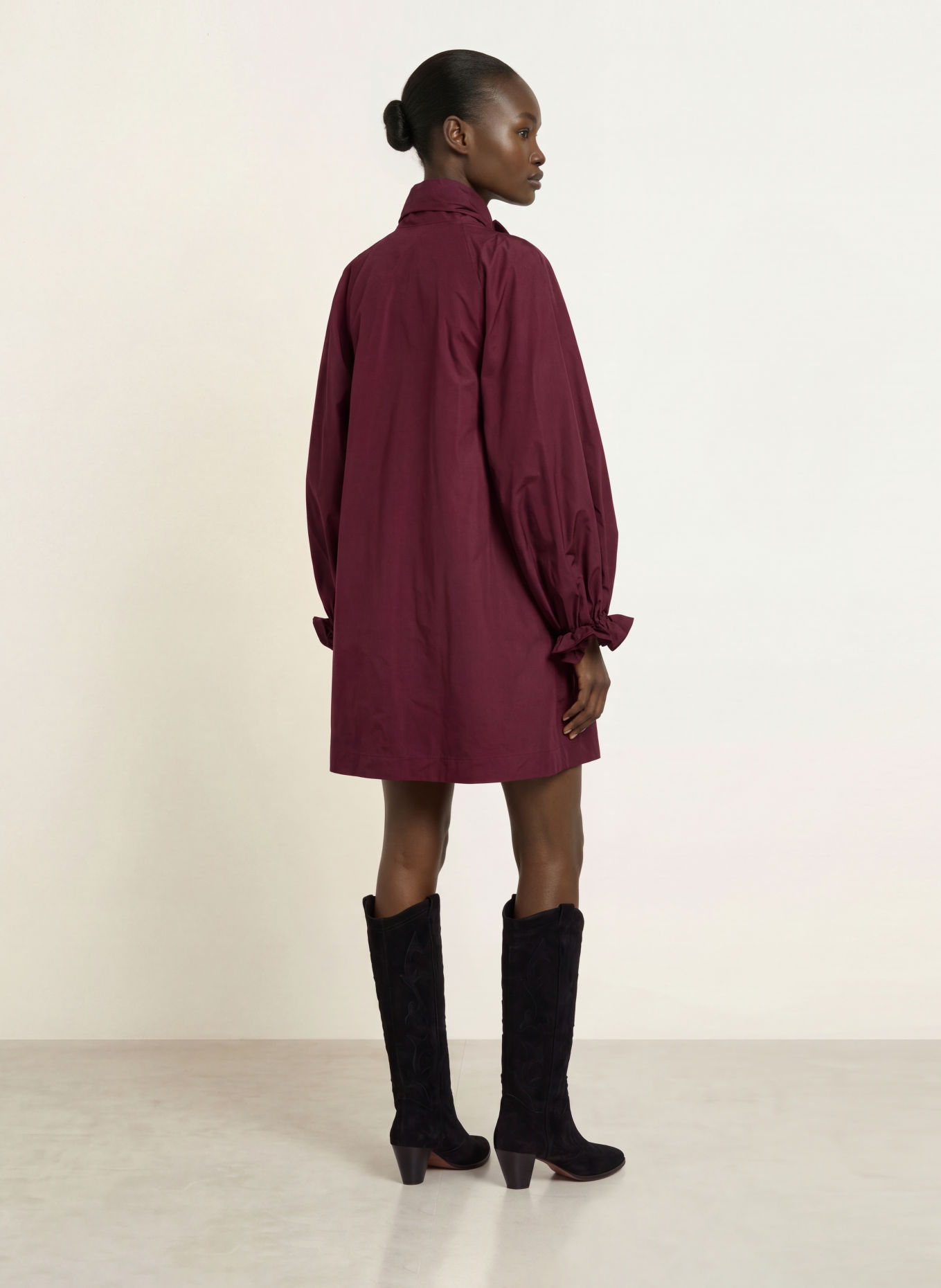 ESSENTIEL ANTWERP Jurk KHAI met ruches: DONKERROOD