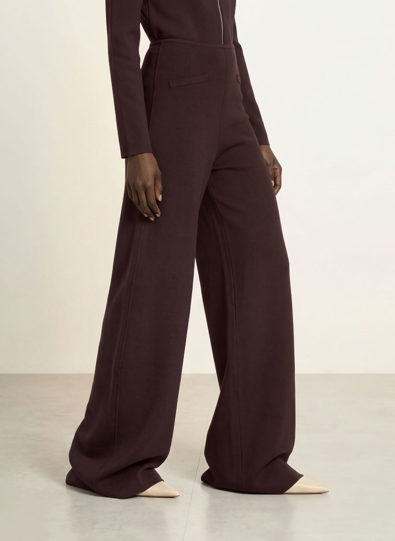 The Frankie Shop ENYA Knit Pants: DARK BROWN