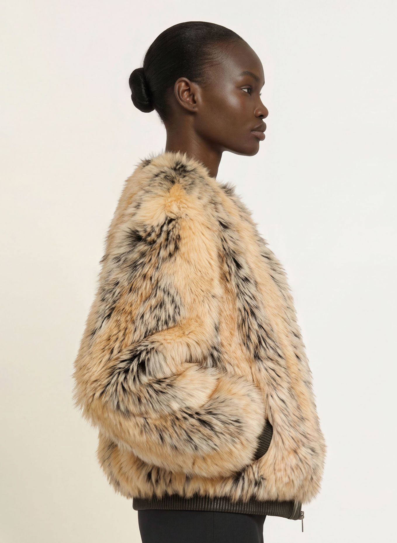 The Frankie Shop Kunstfell-Jacke GINA: BEIGE / SCHWARZ