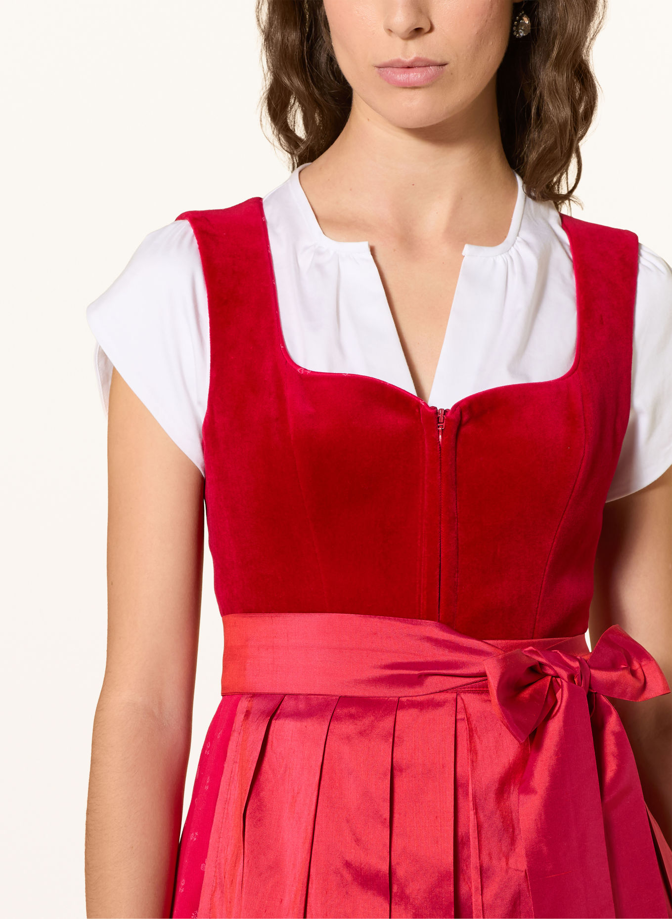 AlpenHERZ Robe Dirndl MELISSA en velours à volants: ROUGE