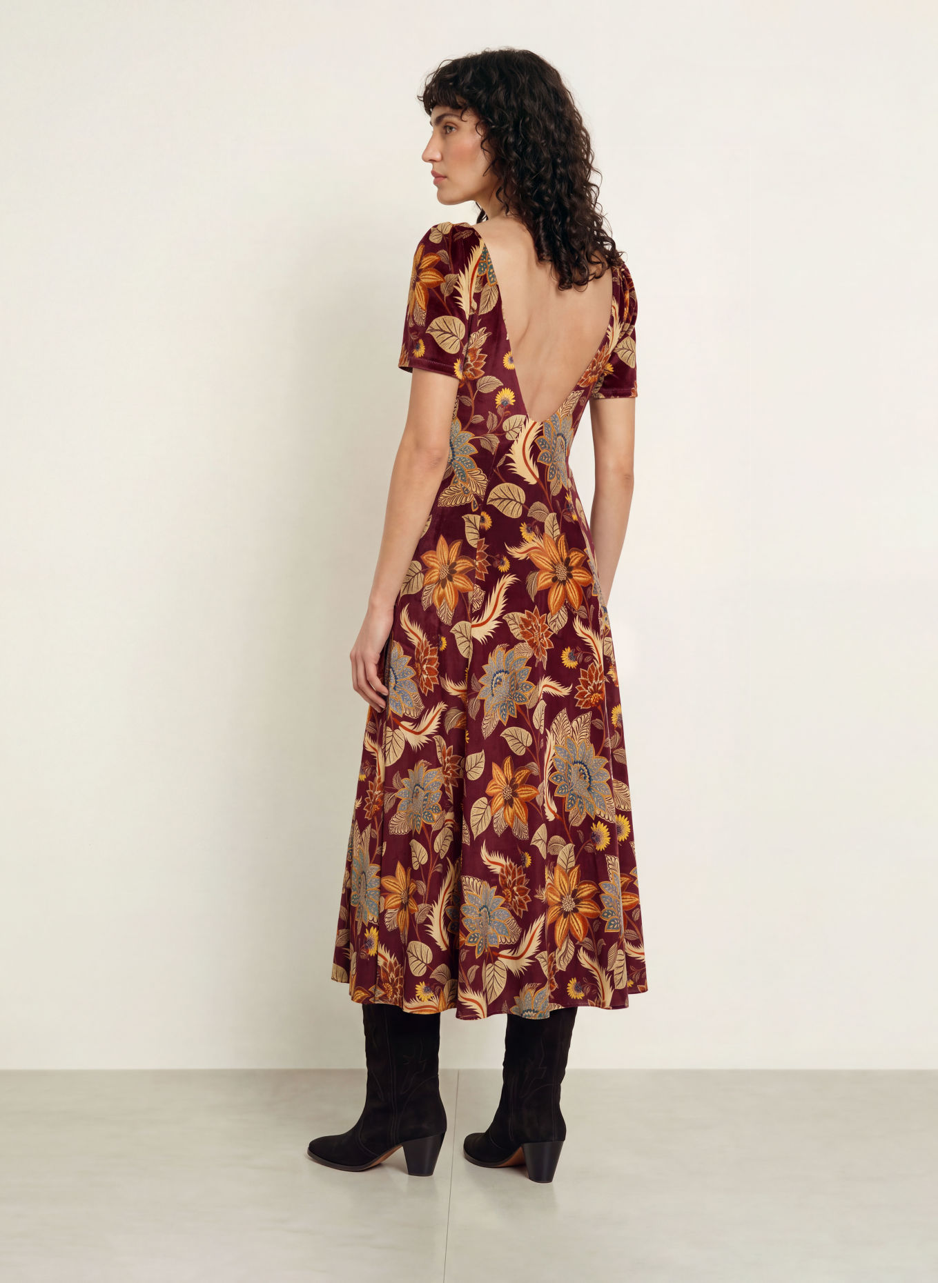 FARM RIO Robe en velours DELHI: ROUGE FONCÉ / BEIGE / ORANGE