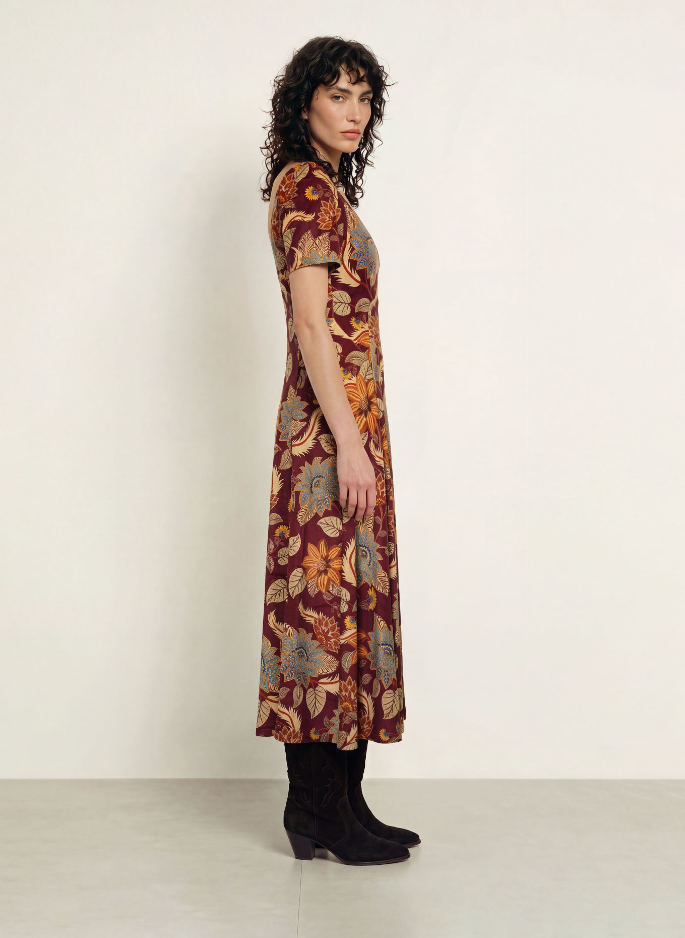 FARM RIO Robe en velours DELHI: ROUGE FONCÉ / BEIGE / ORANGE