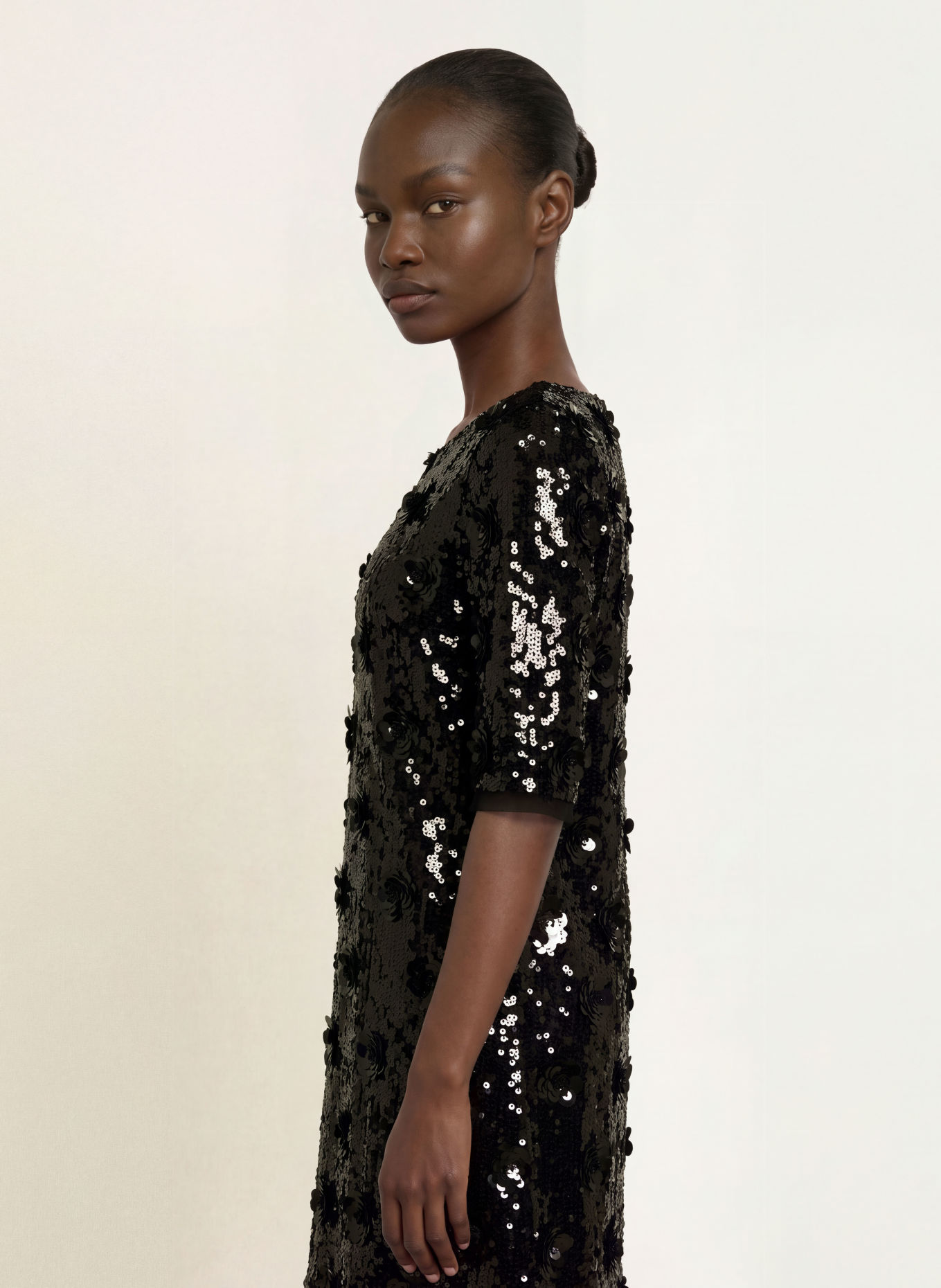 TALBOT RUNHOF Robe de cocktail à manches 3/4 et paillettes: 999 BLACK