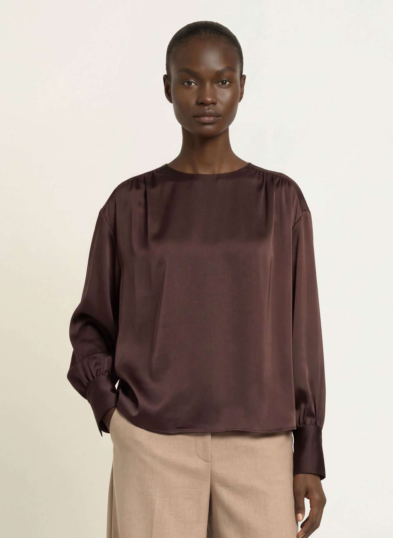 InWear Blusenshirt OLIVEIW DAWN aus Satin: DUNKELBRAUN