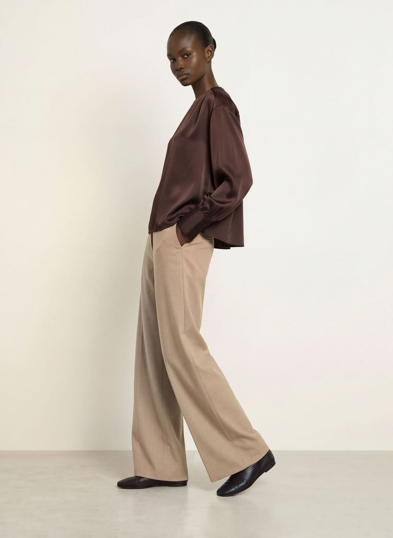 InWear Blusenshirt OLIVEIW DAWN aus Satin: DUNKELBRAUN