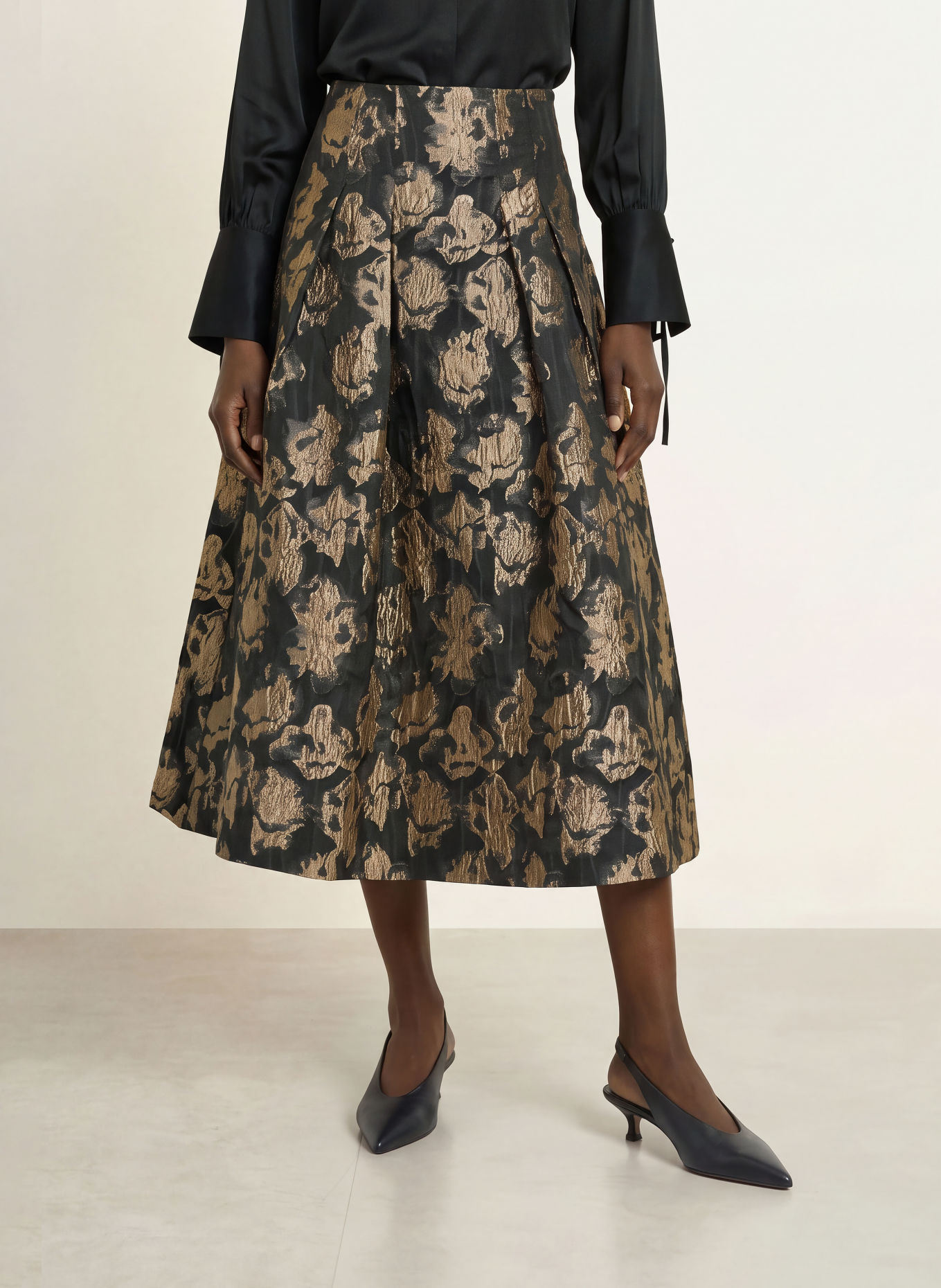 InWear Jacquardrok YANCIEIW: ZWART / GOUD / PETROL