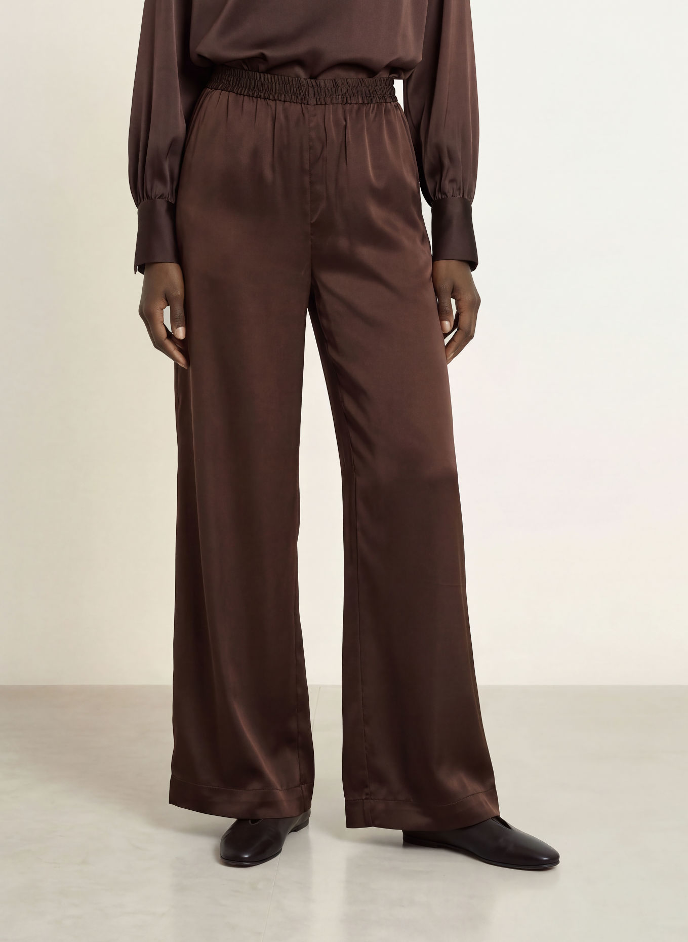 InWear Satinhose OLIVEIW: DUNKELBRAUN