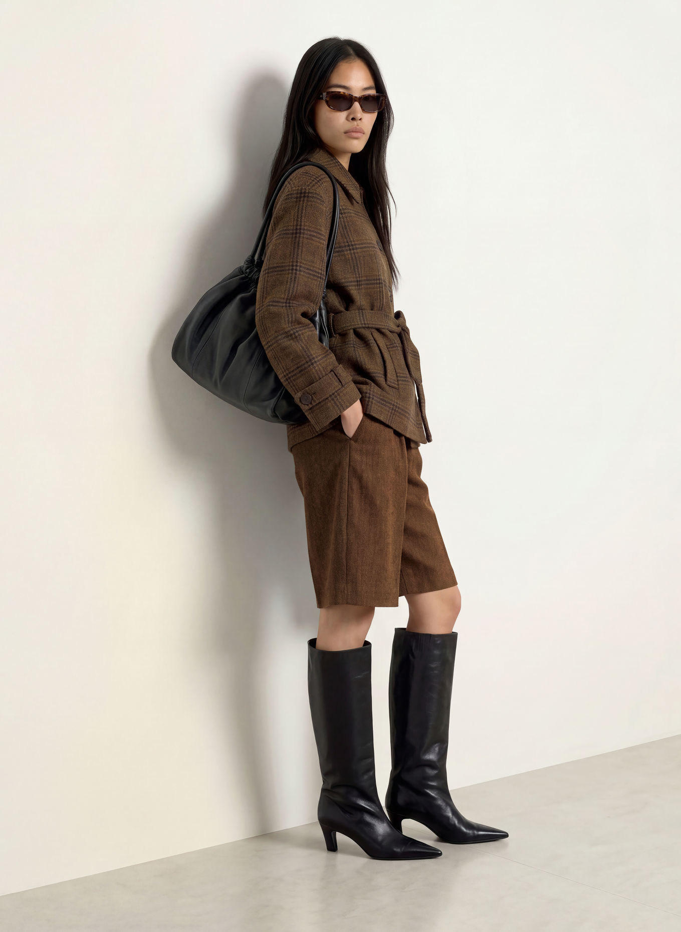 GRACE & MILA Shorts BRADI: BRAUN / SCHWARZ