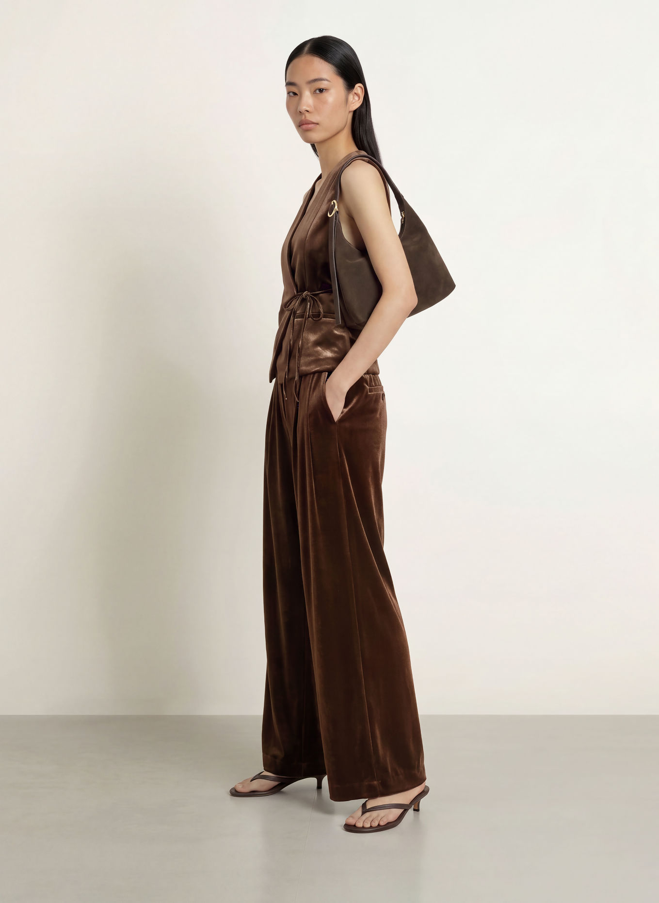 GRACE & MILA Fluwelen vest BENNY: BRUIN