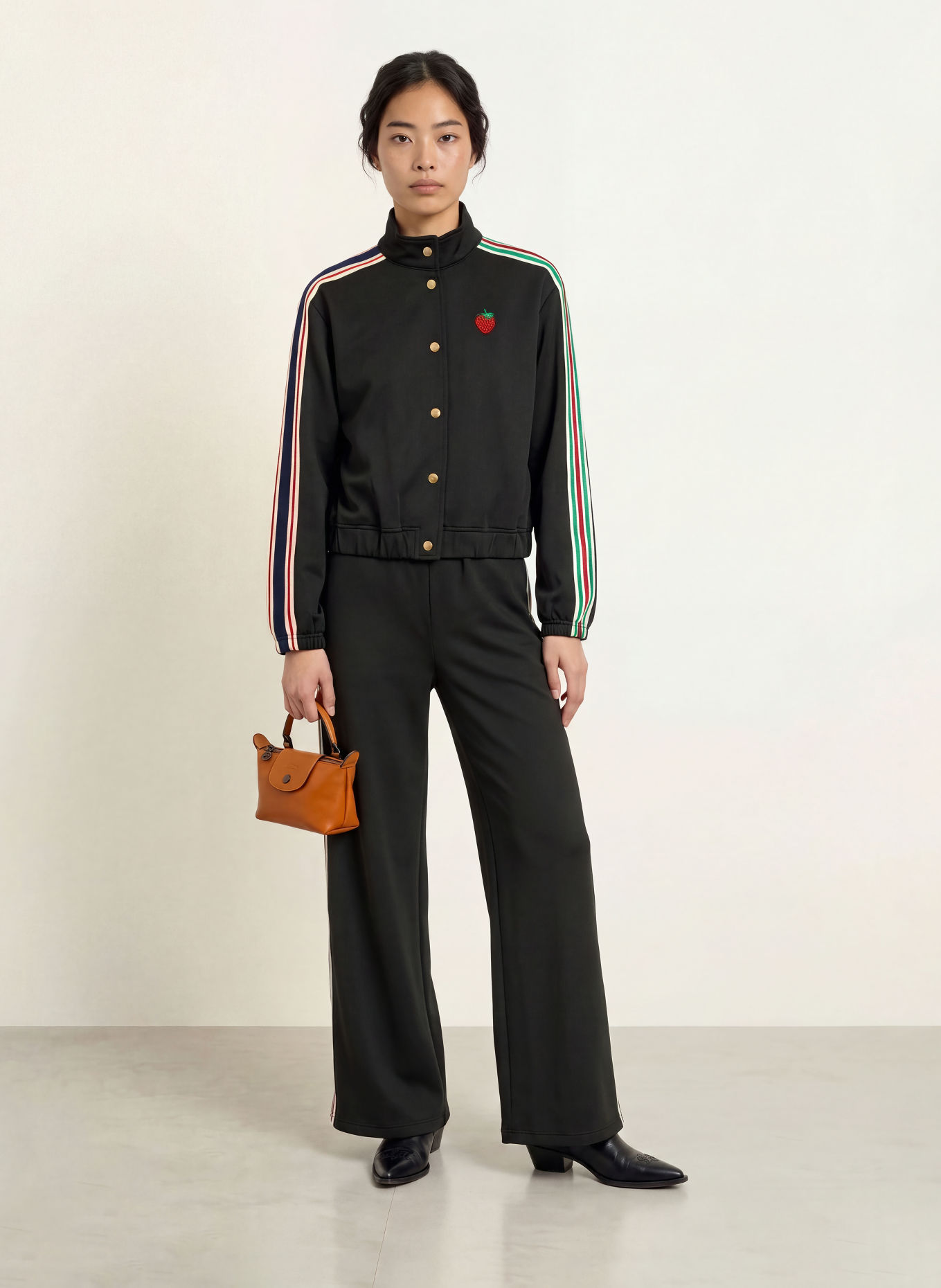 lollys laundry Blouson BROOKLYNNLL mit Galonstreifen: SCHWARZ