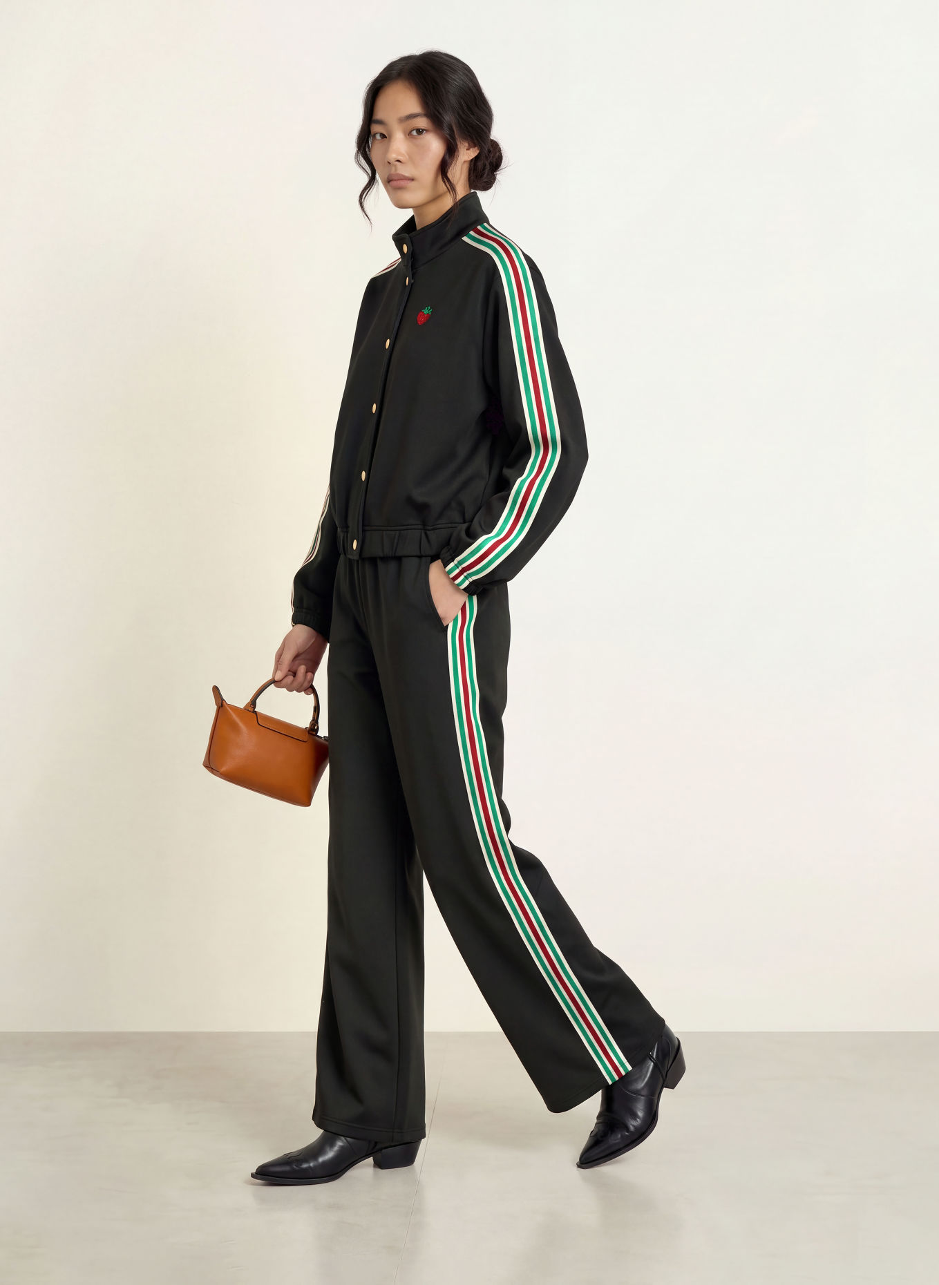 lollys laundry Blouson BROOKLYNNLL mit Galonstreifen: SCHWARZ