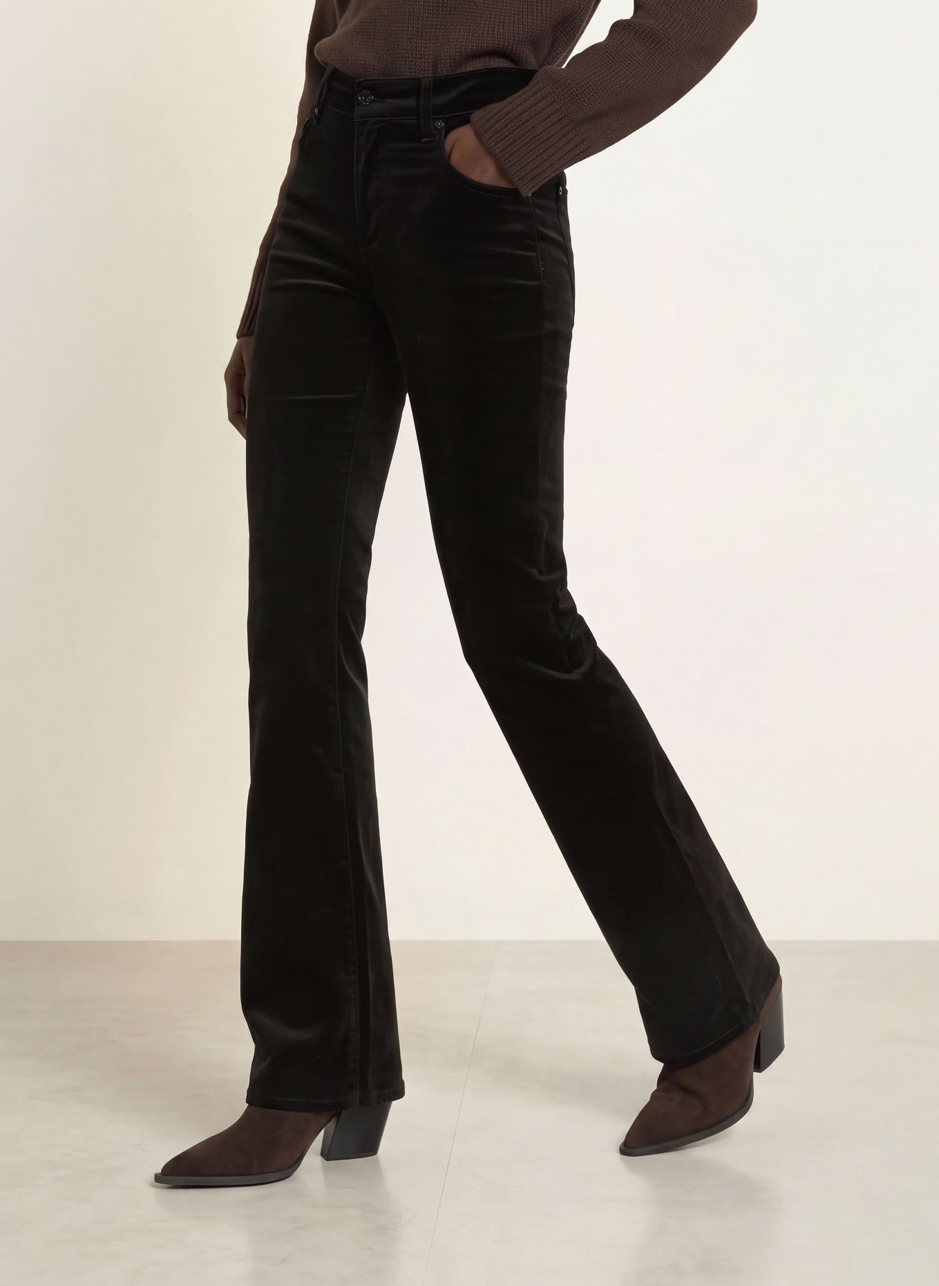 7 for all mankind Bootcut Jeans THE LEGGY BOOTCUT: 21E VELVET BLACK