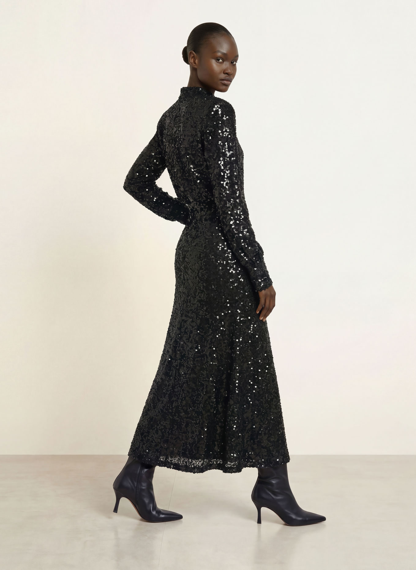 UNDRESS CODE Sequin skirt: BLACK
